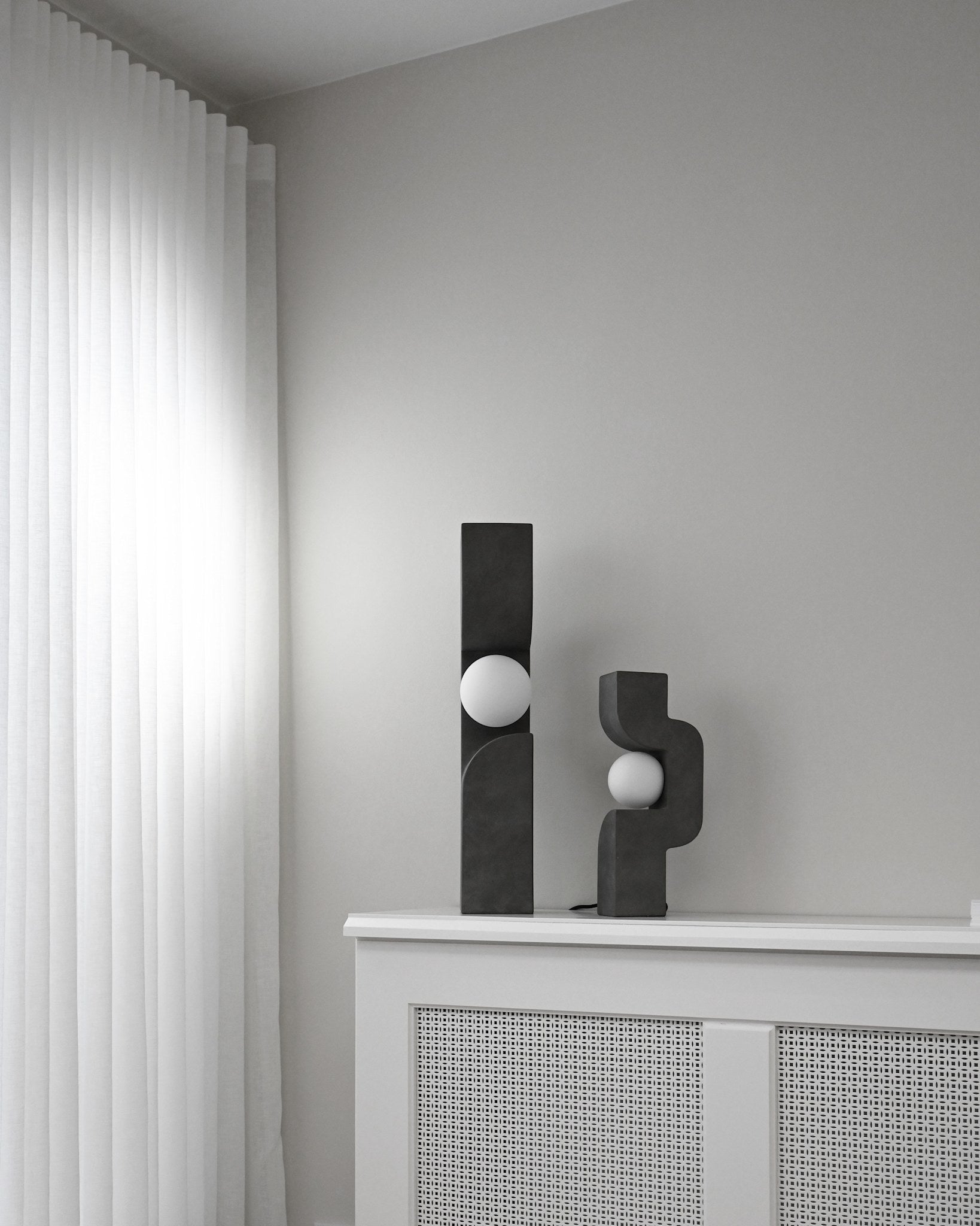 101 Copenhagen - Sitting Man, Mini - Dark Grey - Table Lamp