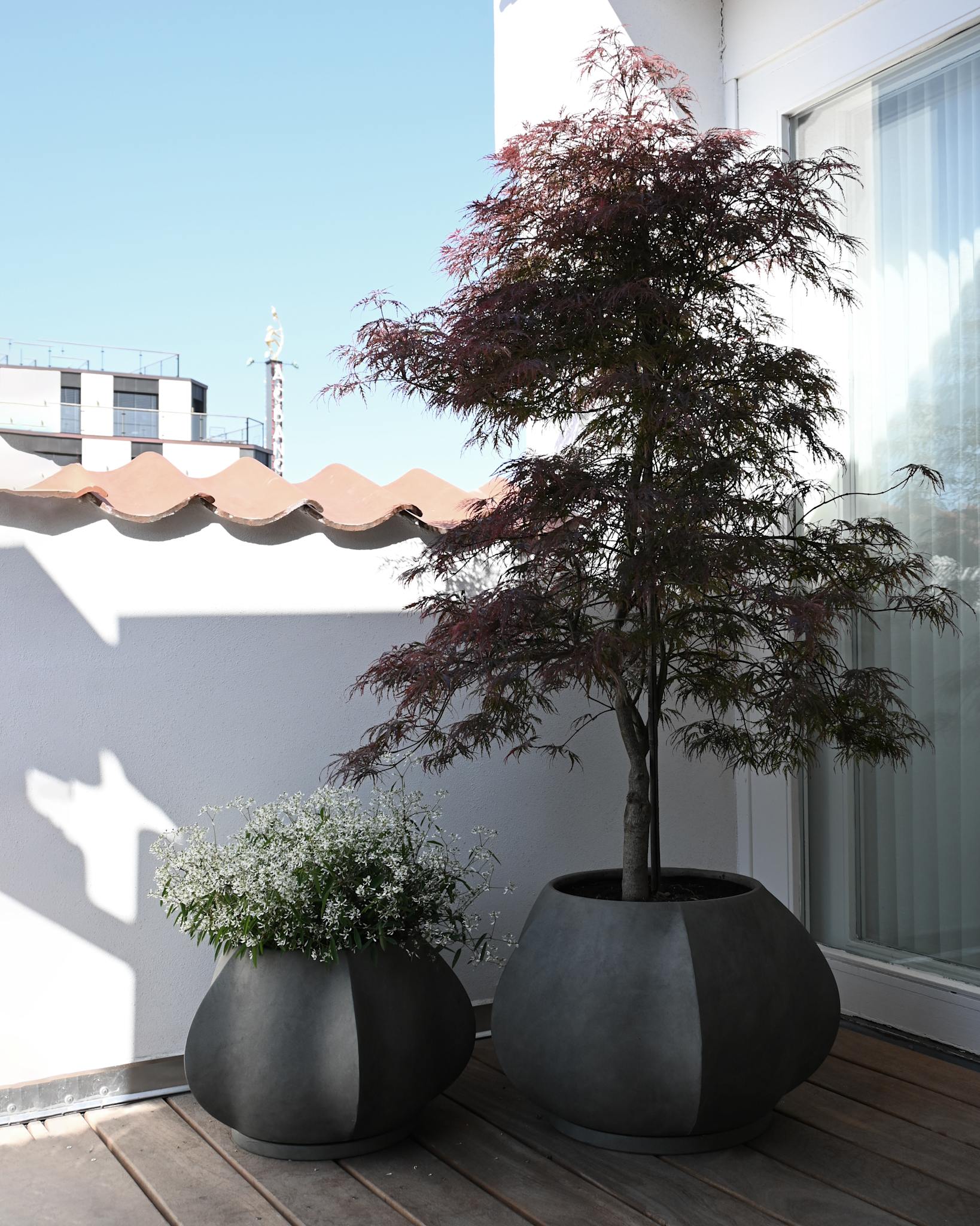 101 Copenhagen - Arket Plant Pot, Big - Dark Grey - Plant Pot