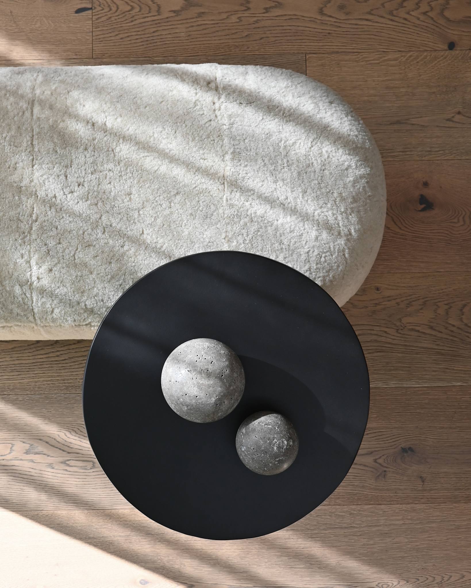 101 Copenhagen - Big Foot Bench - Sandshell (Sheepskin) - Bench