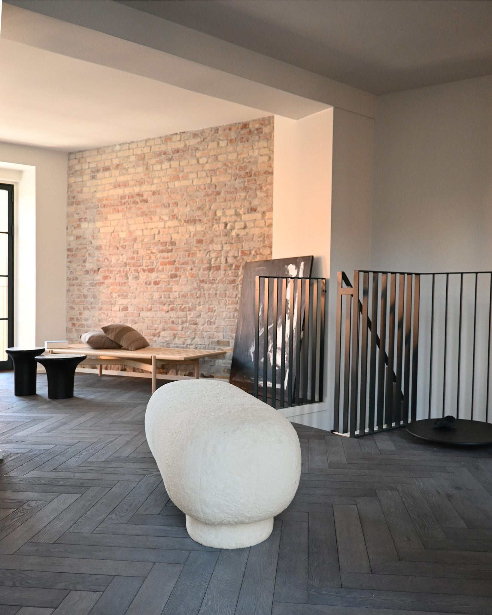 101 Copenhagen - Big Foot Bench - Sandshell (Sheepskin) - Bench