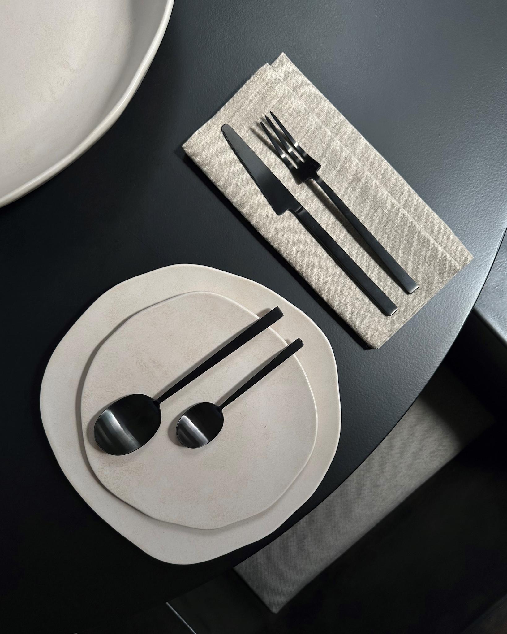 101 Copenhagen - Kogei Cutlery - Black (24 pcs) - Cutlery set