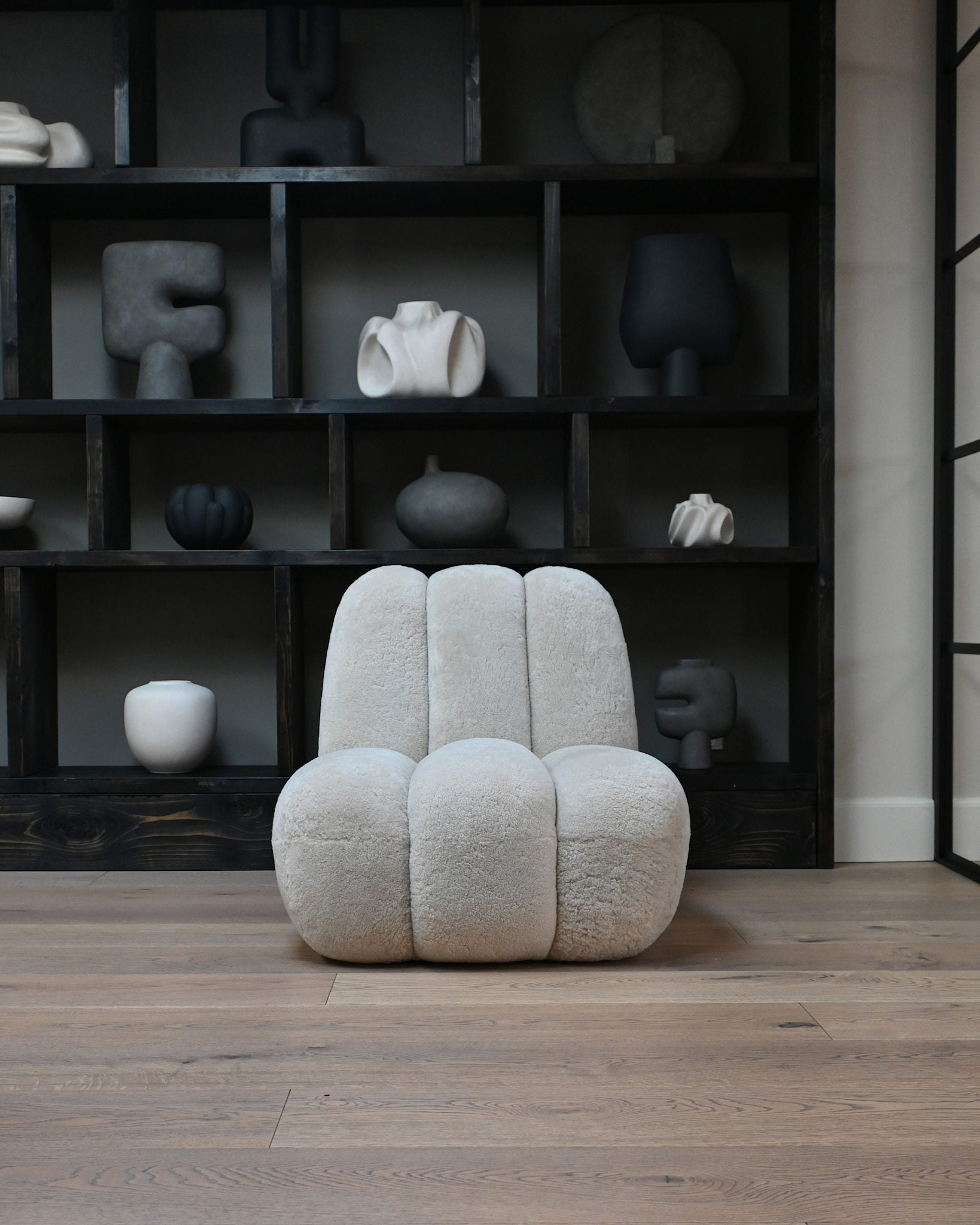 101 Copenhagen - Toe Chair - Sandshell (Sheepskin) - Lounge Chair