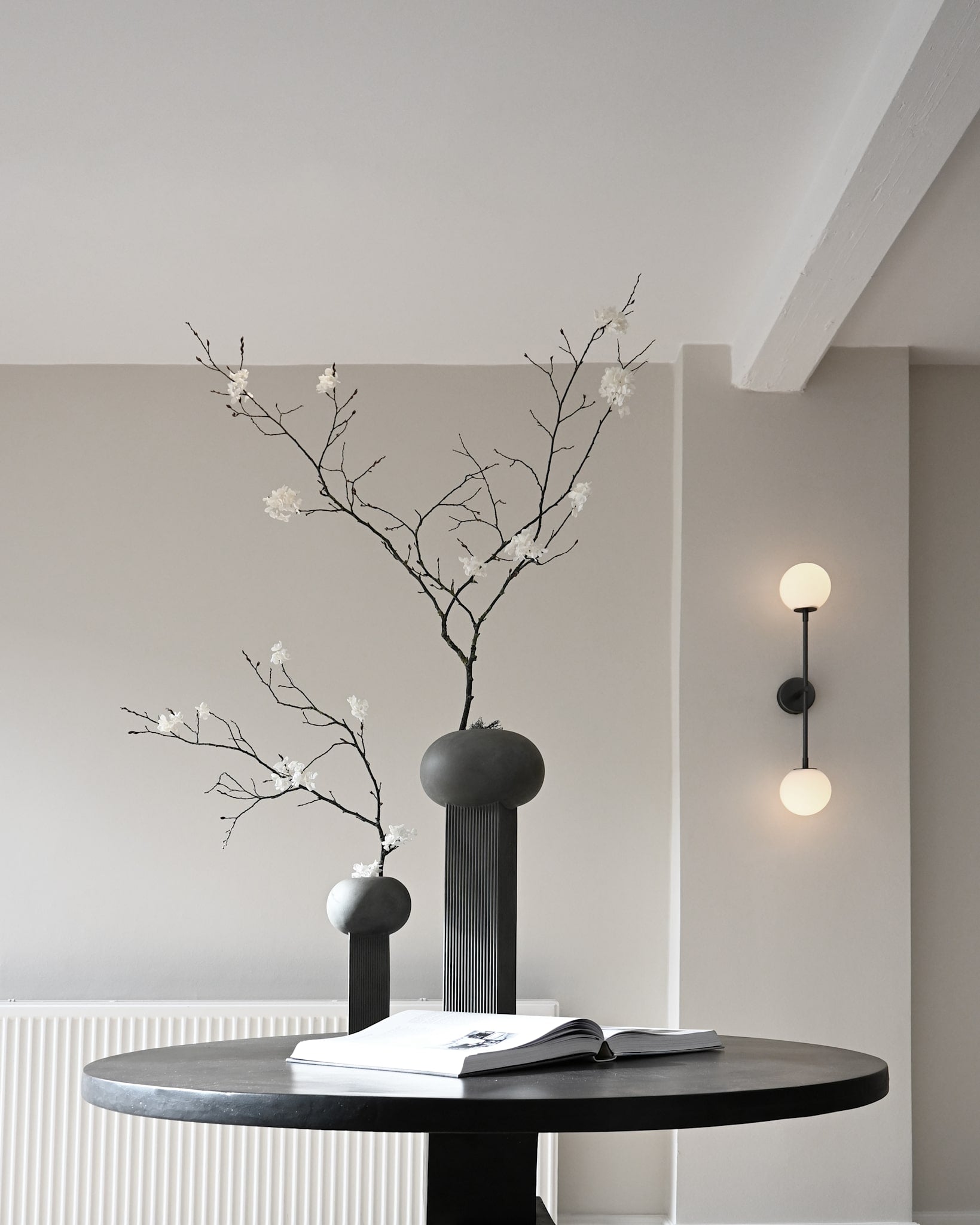 101 Copenhagen - Empire Vase, Big - Dark Grey - Vase