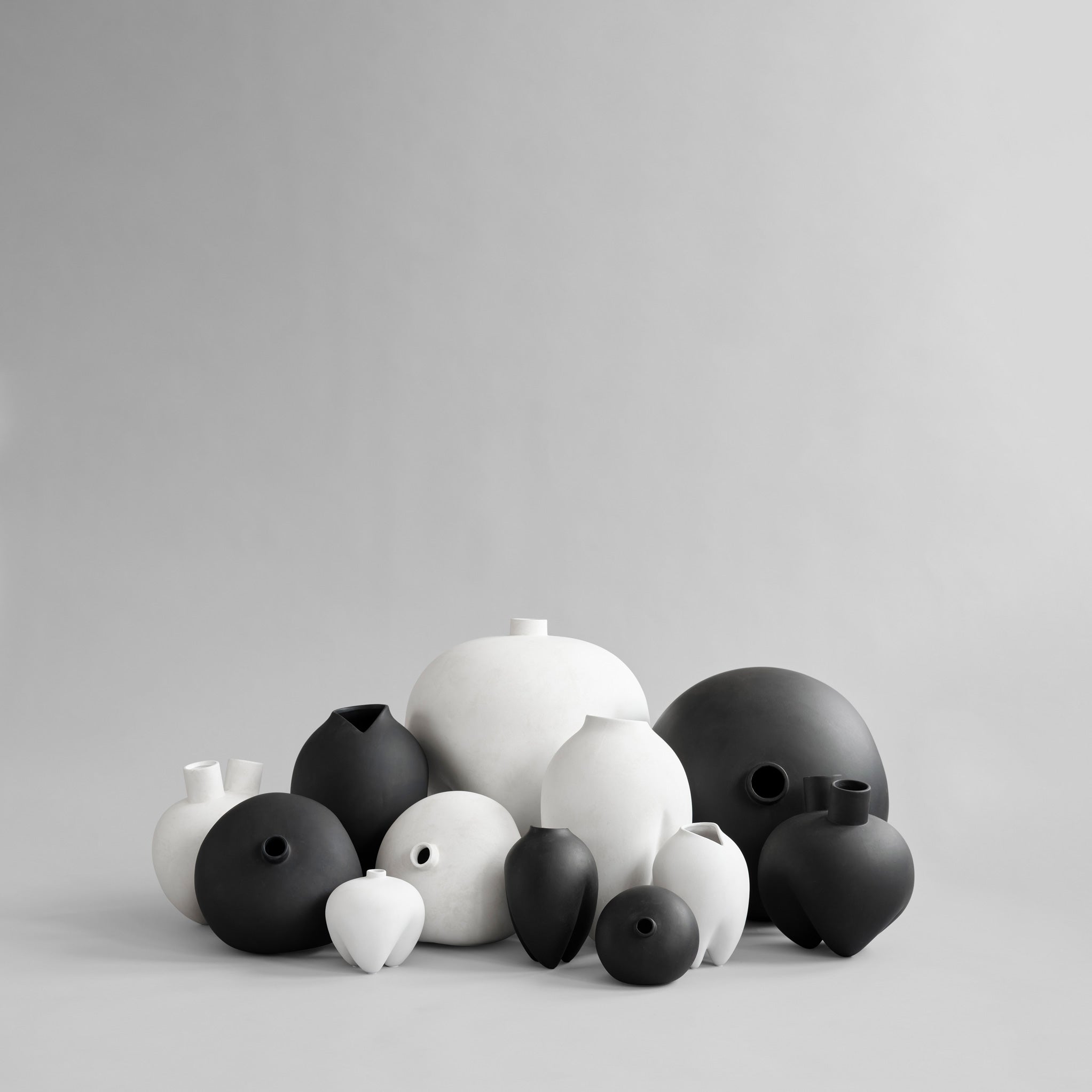 Sumo Vases
