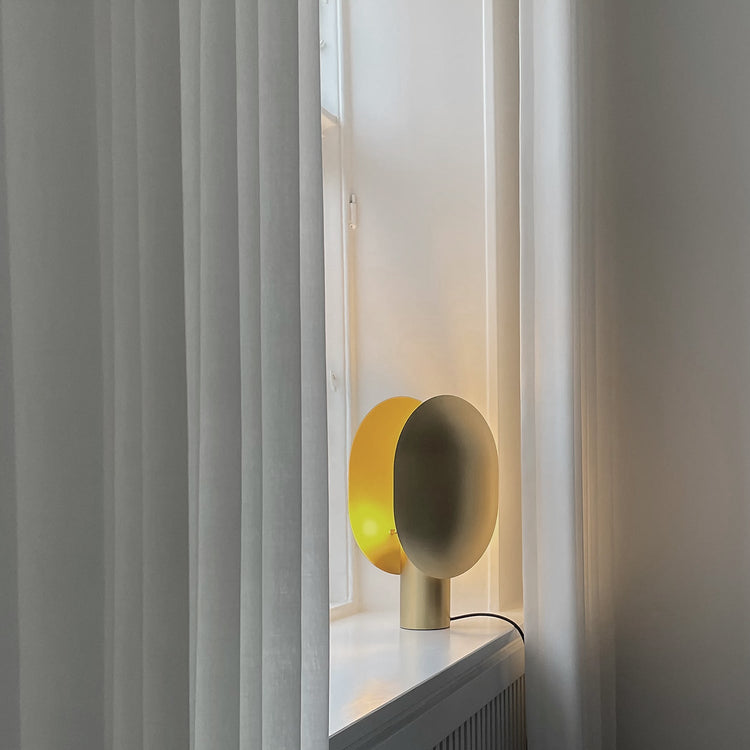 101 Copenhagen Clam Table Lamp in Brass