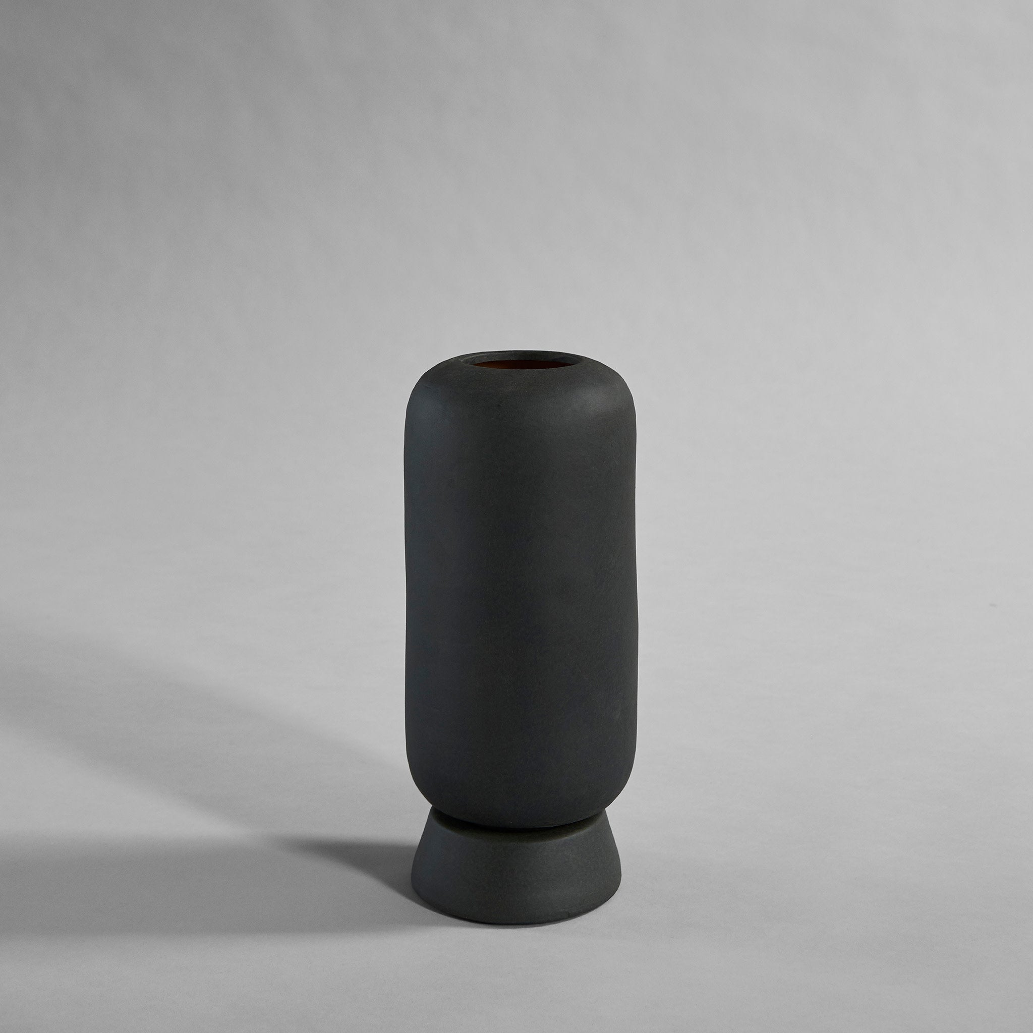 101 Copenhagen - Kabin Vase, Small - Black - Archive