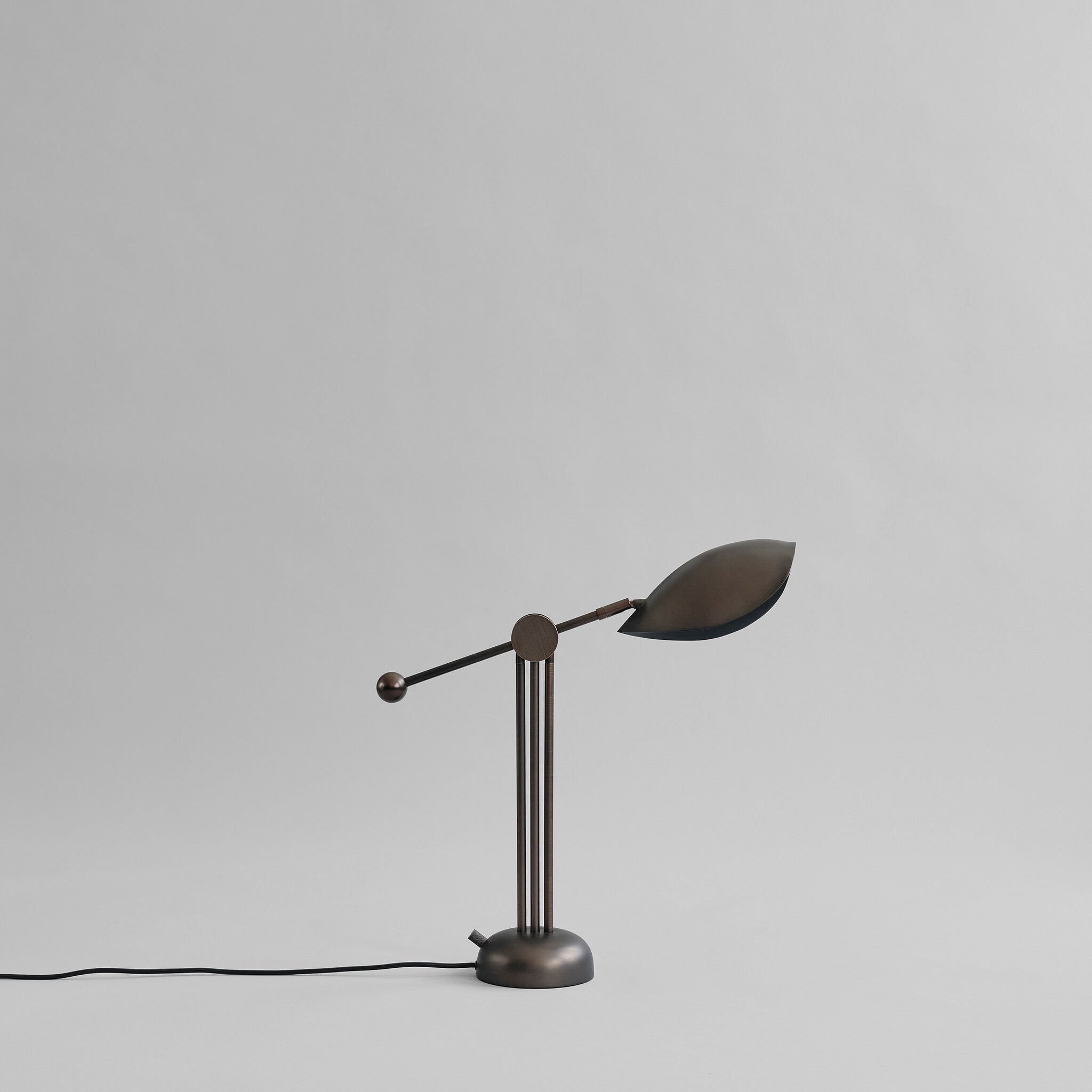 101 Copenhagen - Stingray Table Lamp - Bronze - Table Lamp