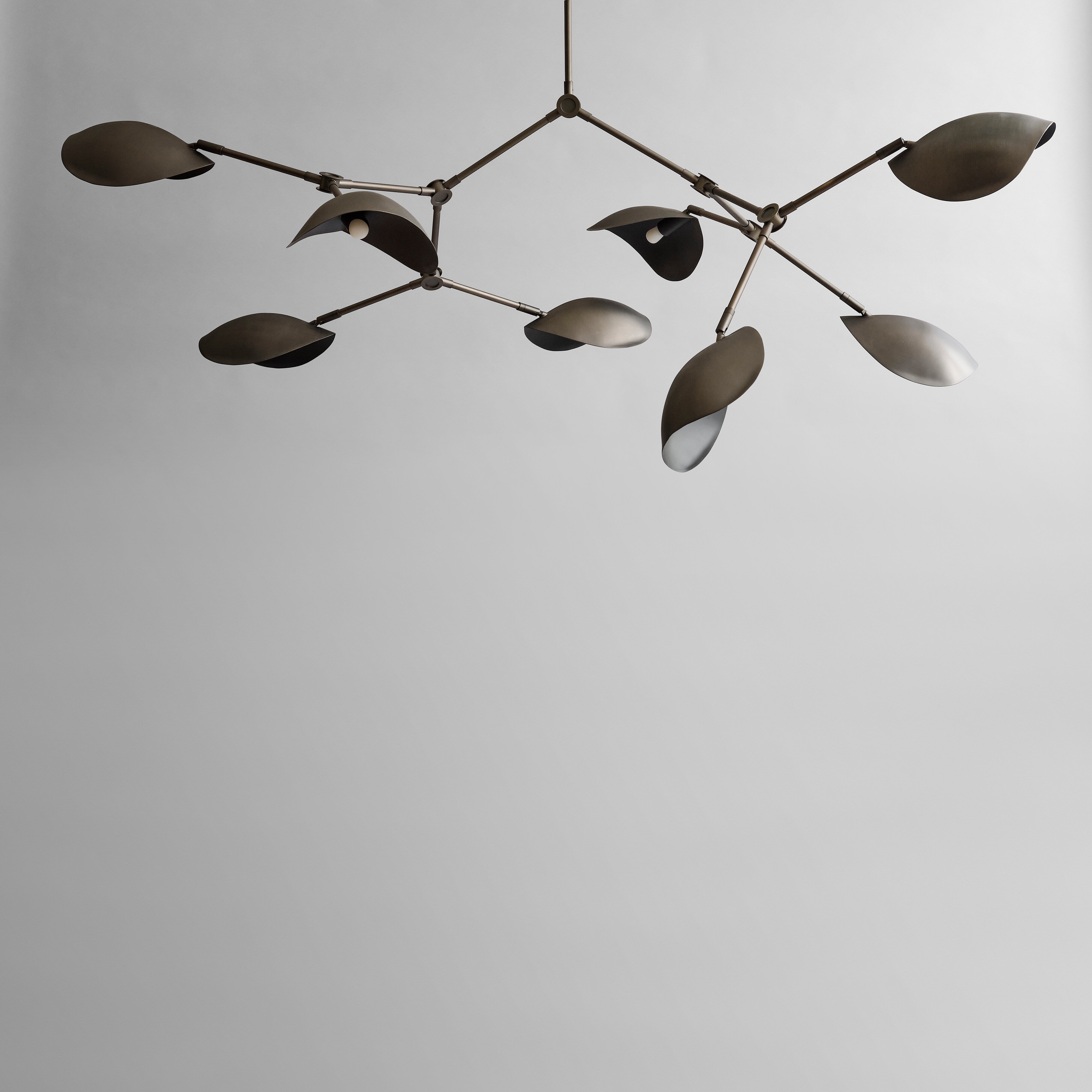 101 Copenhagen - Stingray Chandelier - Bronze (5m) - Chandelier