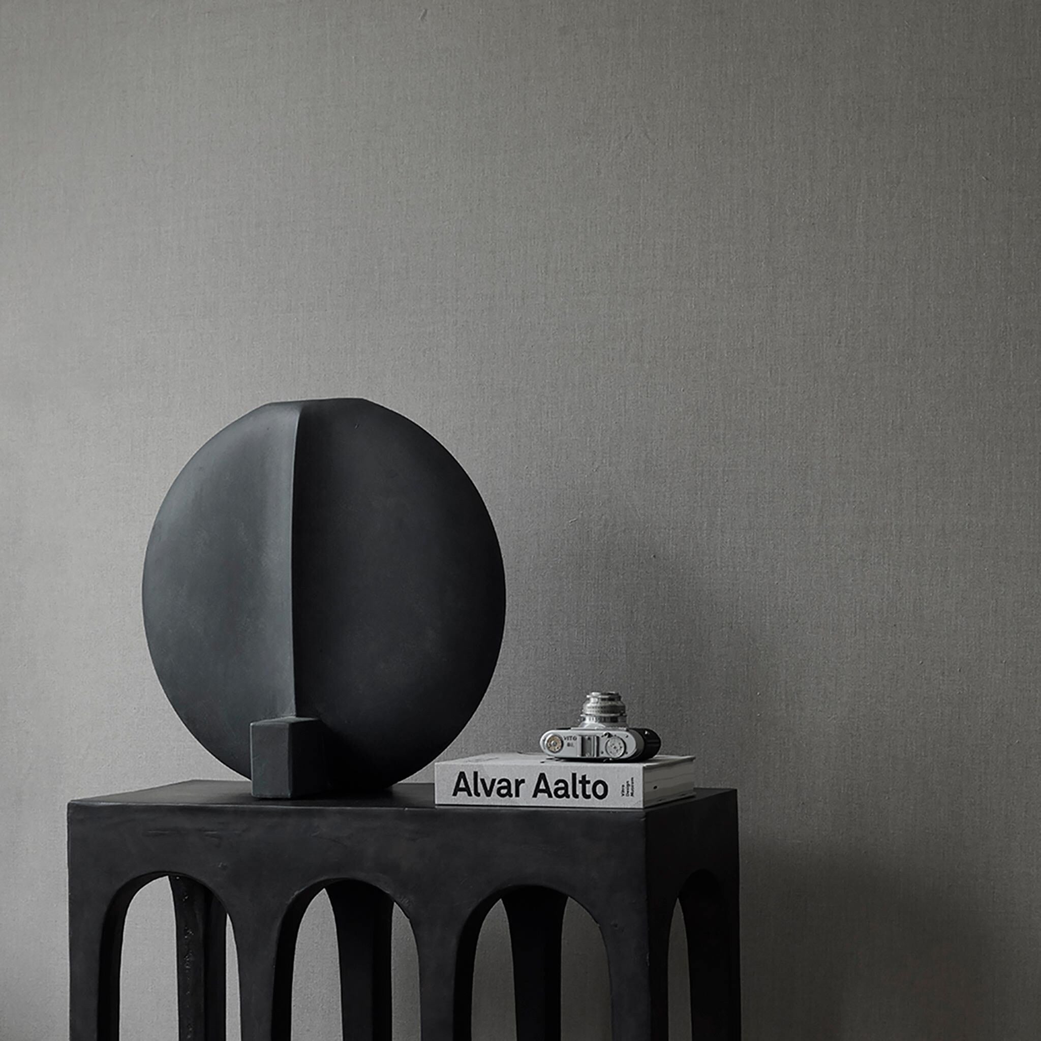 101 Copenhagen - Bow Console - Coffee - Console