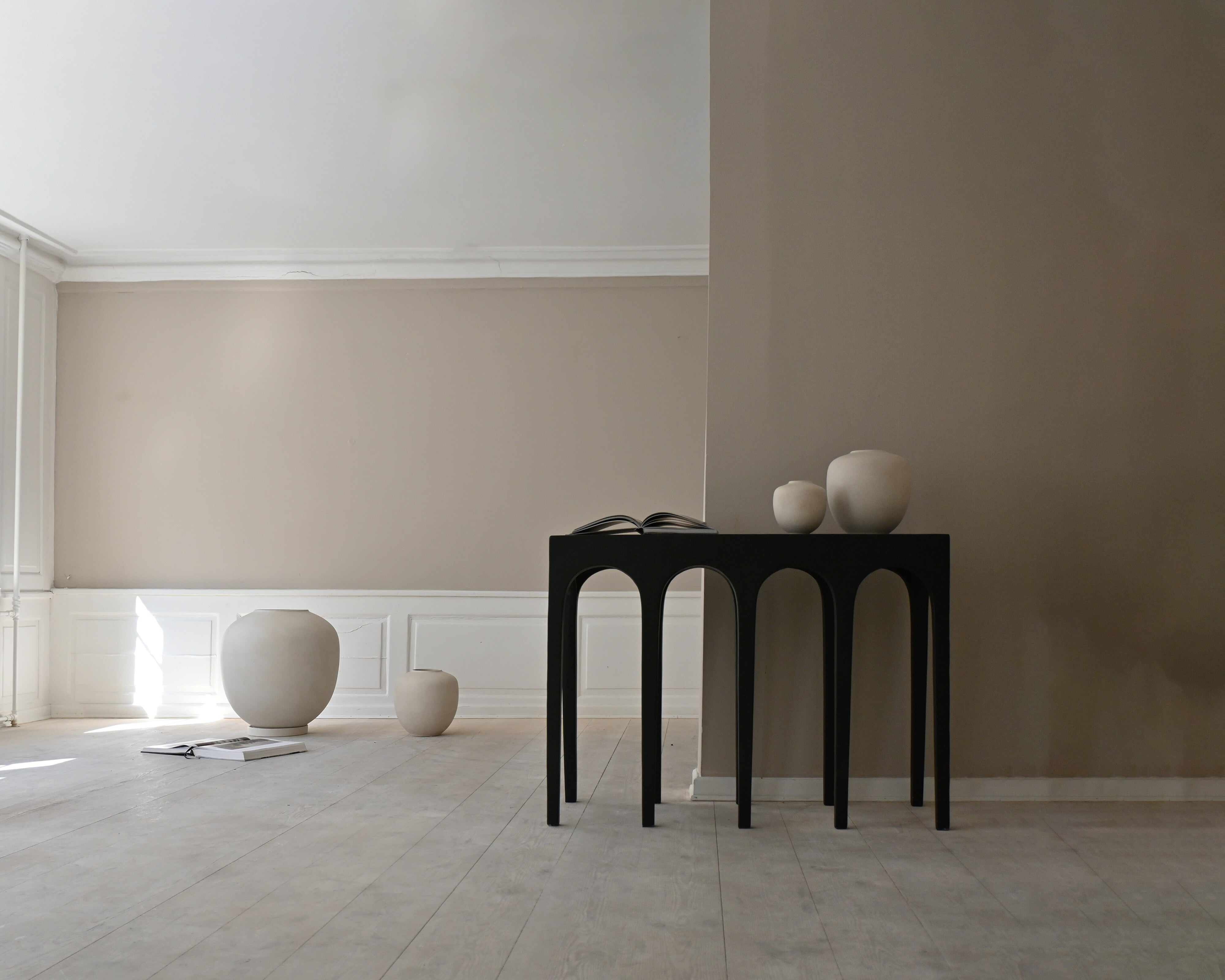 101 Copenhagen - Bow Console, Big - Coffee - Console