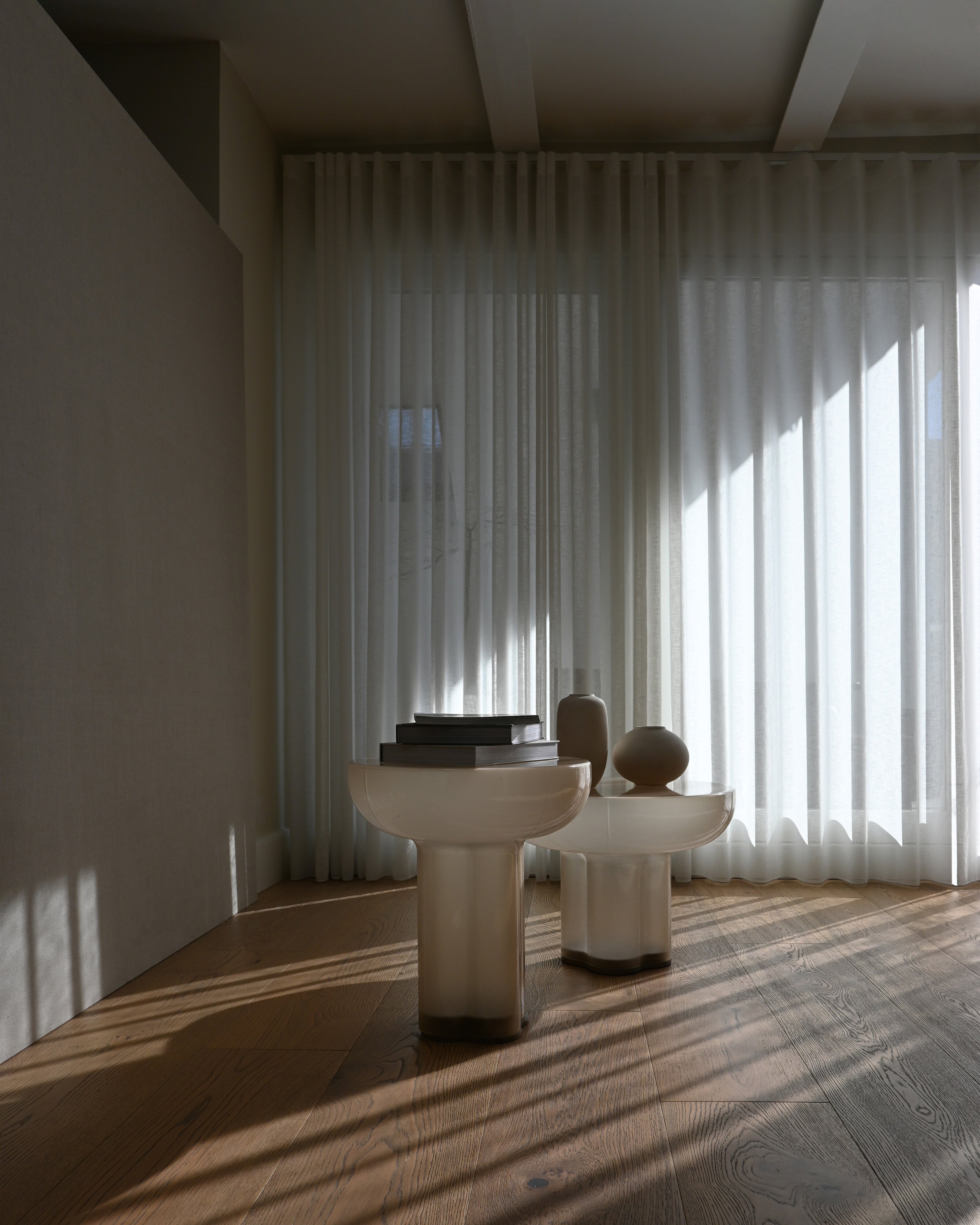 101 Copenhagen - Crown Table, Tall - Smoked Desert - Coffee Table