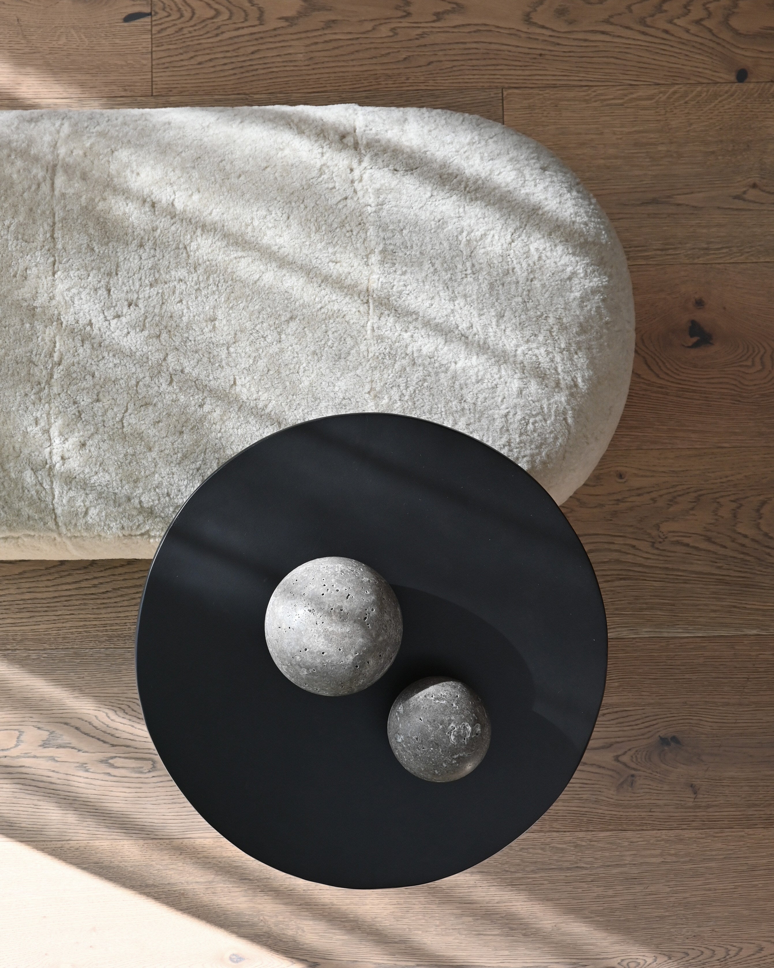 Bench Shells Big Foot Bench - Sandshell | 101 Copenhagen