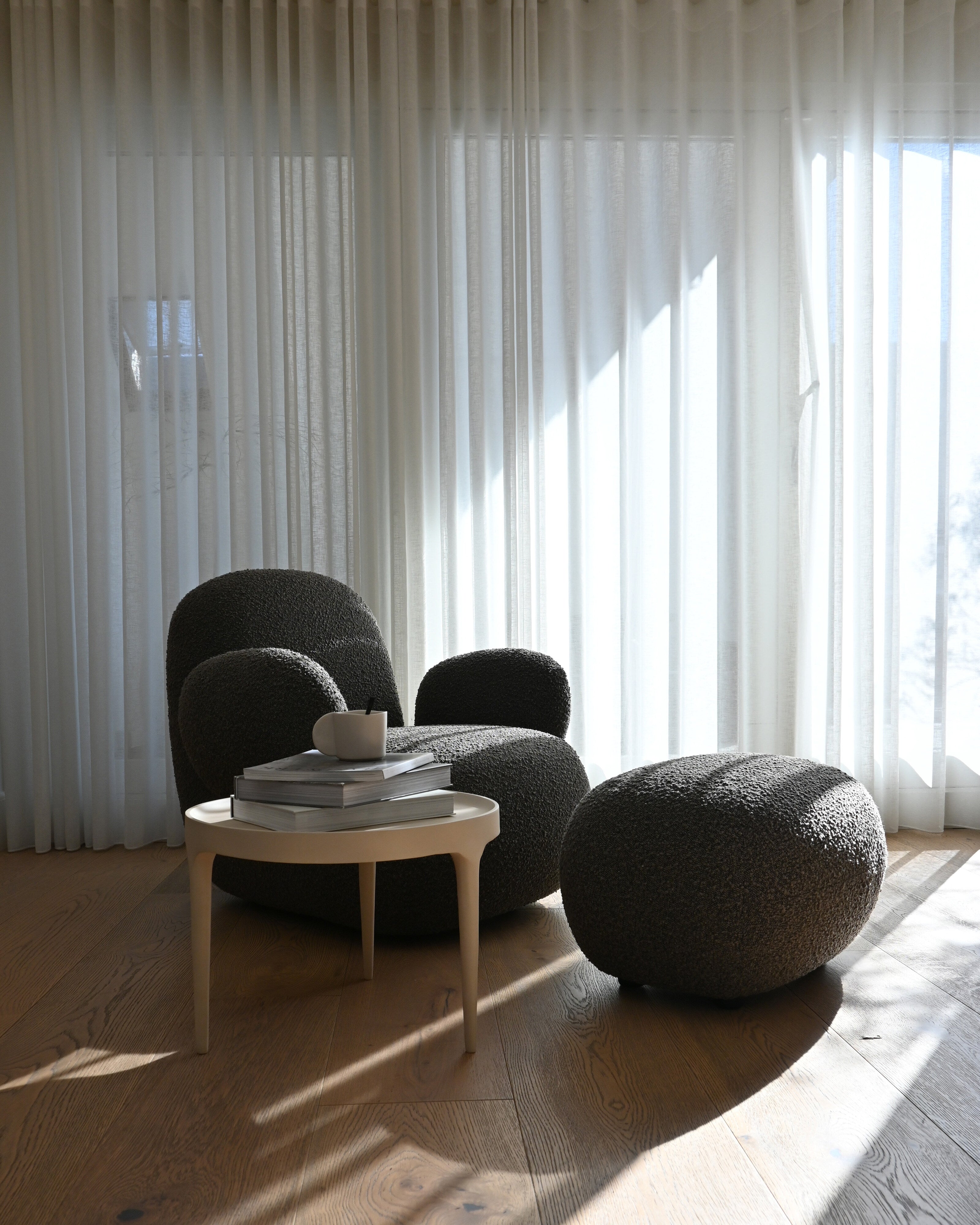 101 Copenhagen - Toe Armchair, Flat - Deep Taupe (A2635) - Armchair