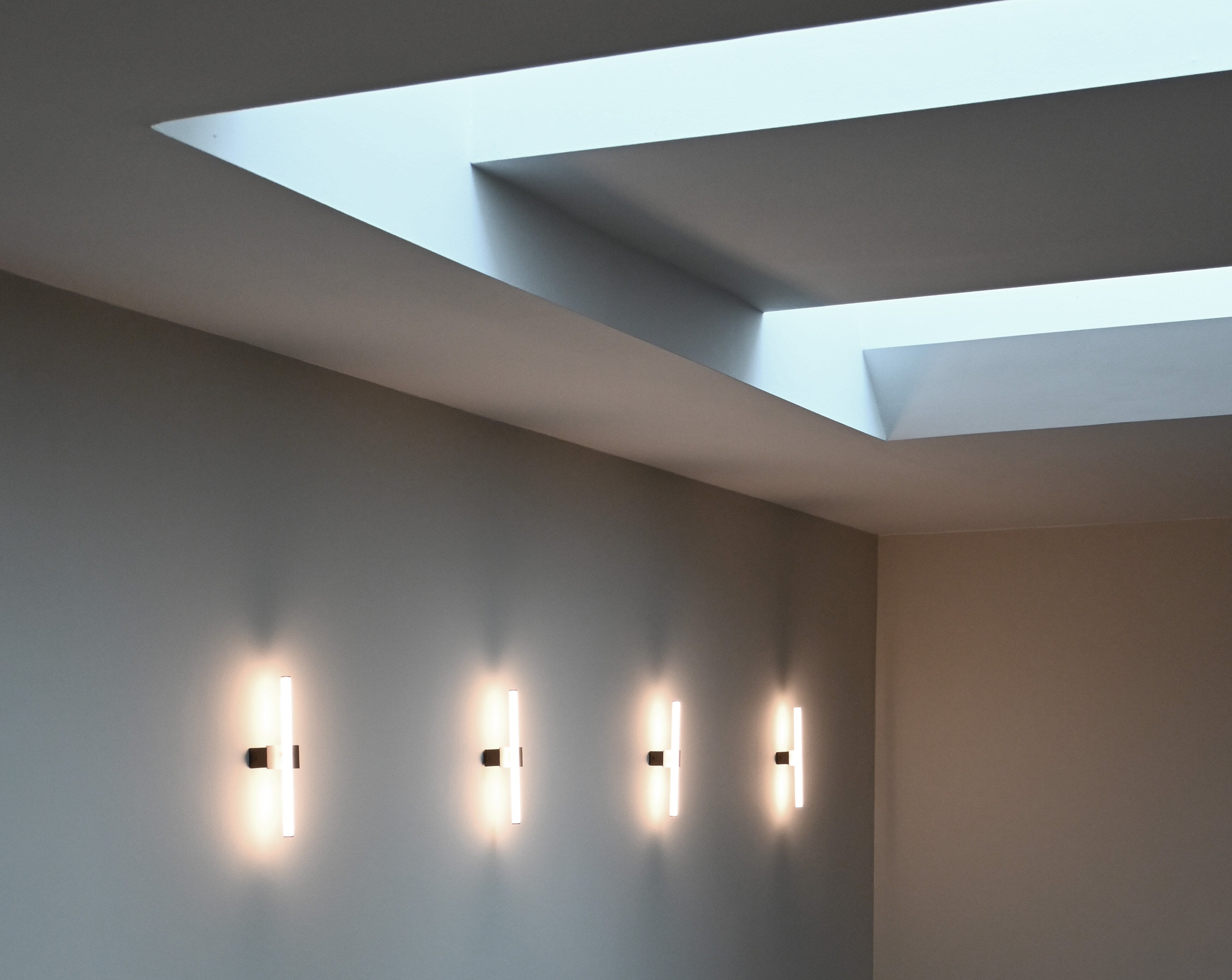 101 Copenhagen - Stick Wall Lamp - Bronze - Wall Lamp