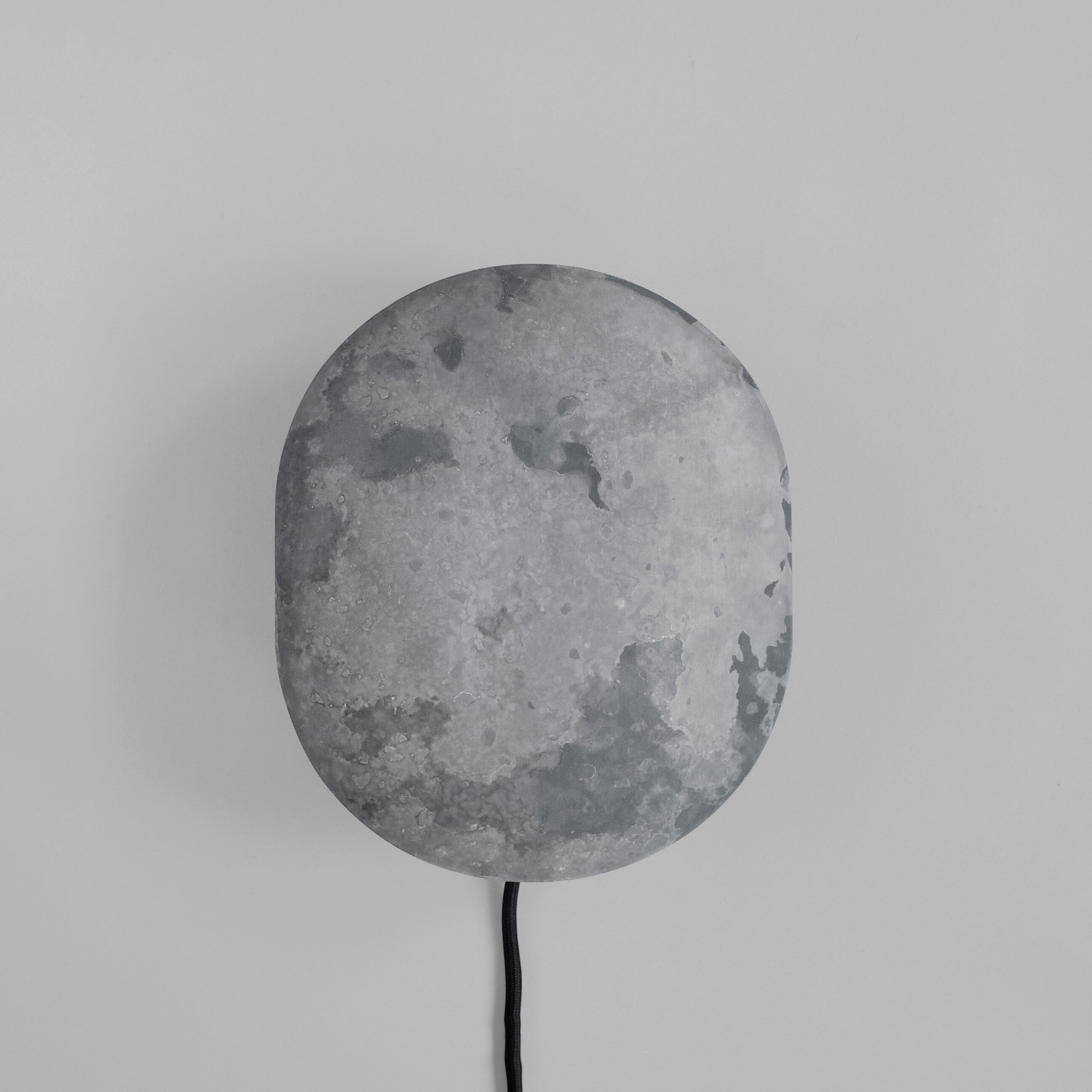 101 Copenhagen - Clam Wall Lamp - Oxidized - Wall Lamp