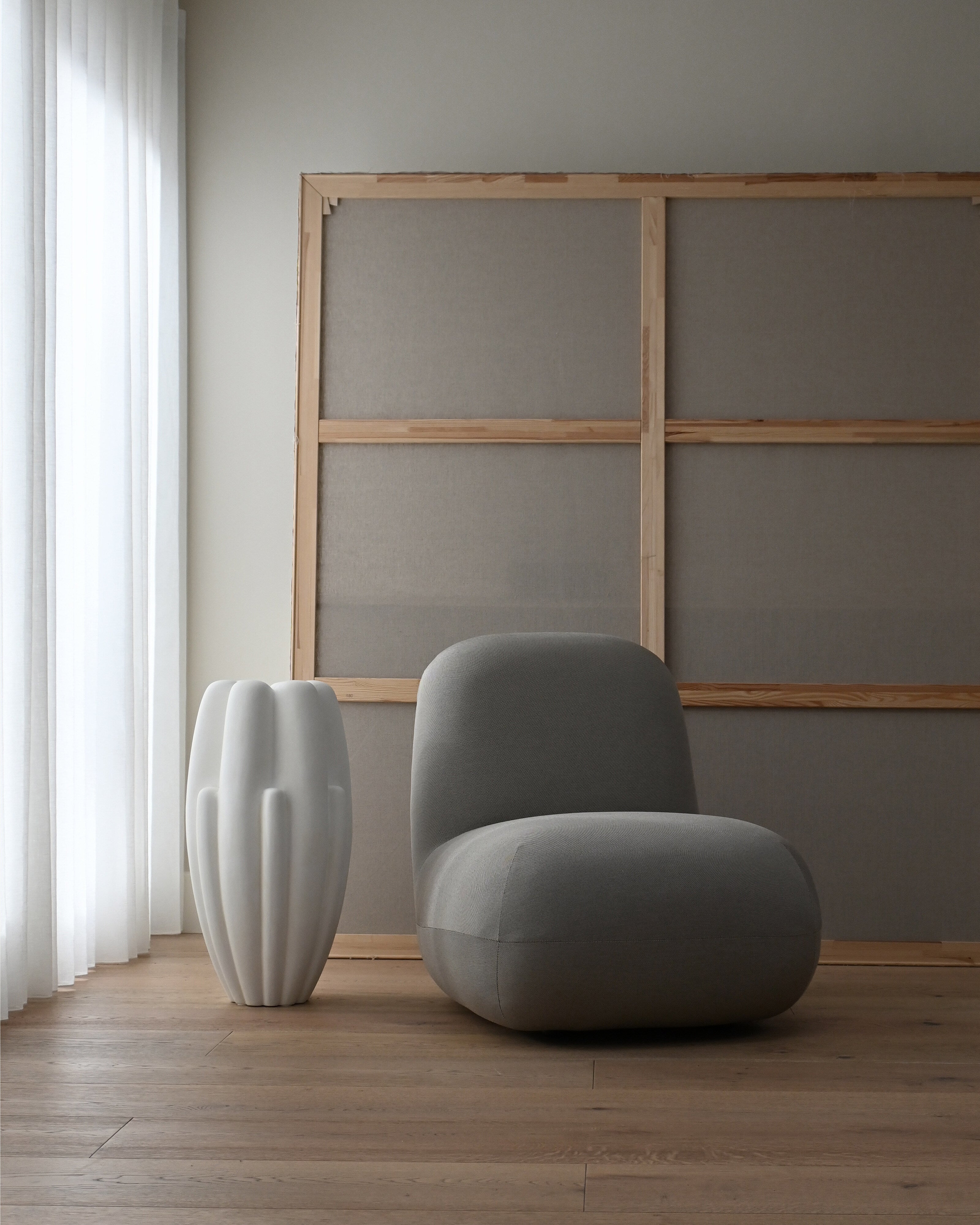 101 Copenhagen - Bloom Vase Slim, Big - Bone White - Vase