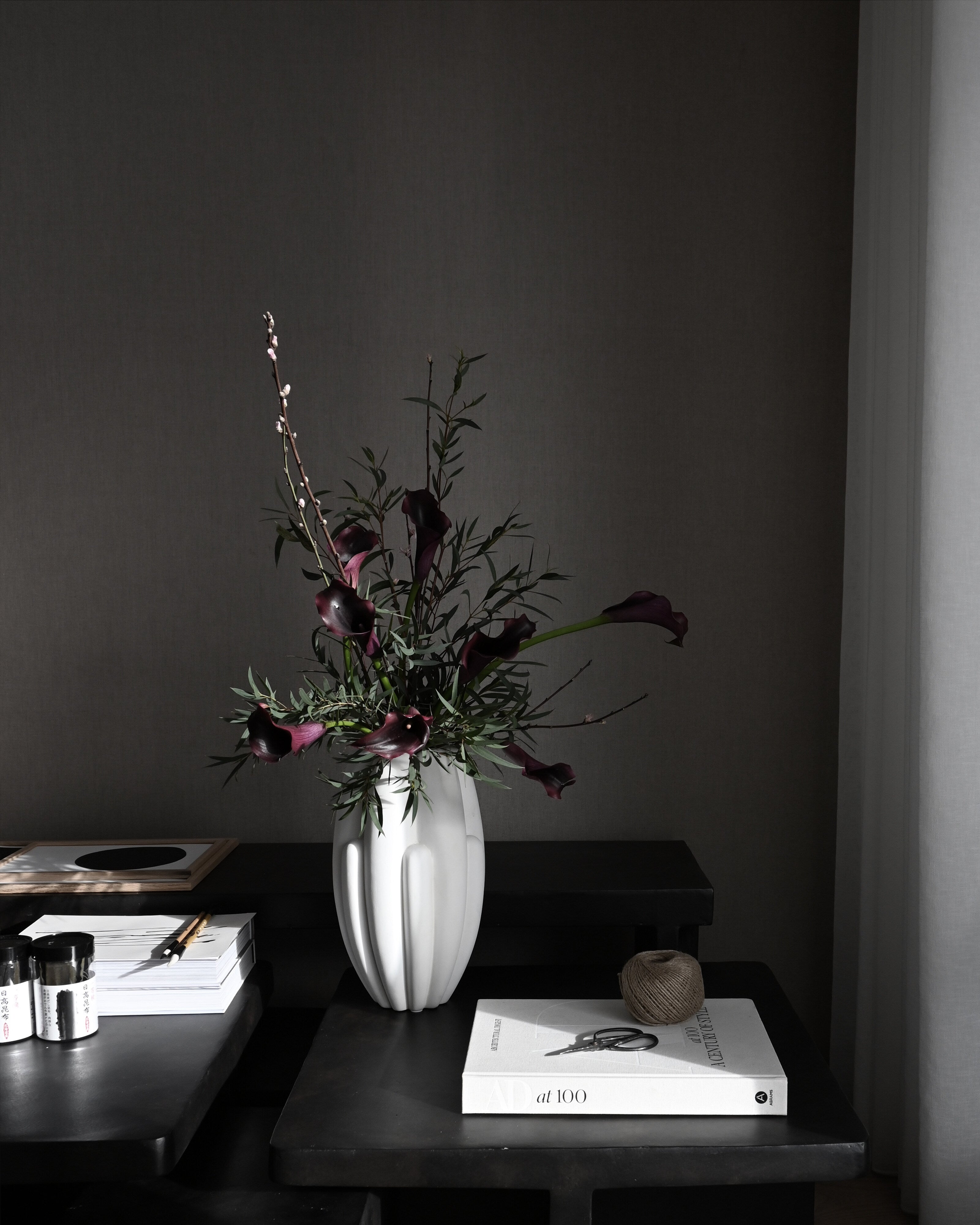 Bloom Vase Slim, Mini - Bone White | 101 Copenhagen