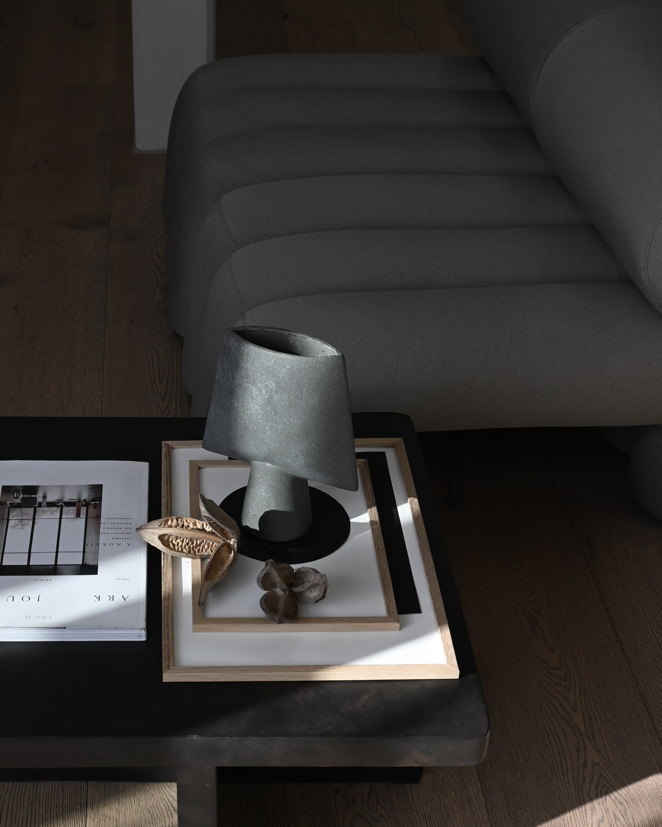 Sphere Vase Square, Mini - Dark Grey | 101 Copenhagen