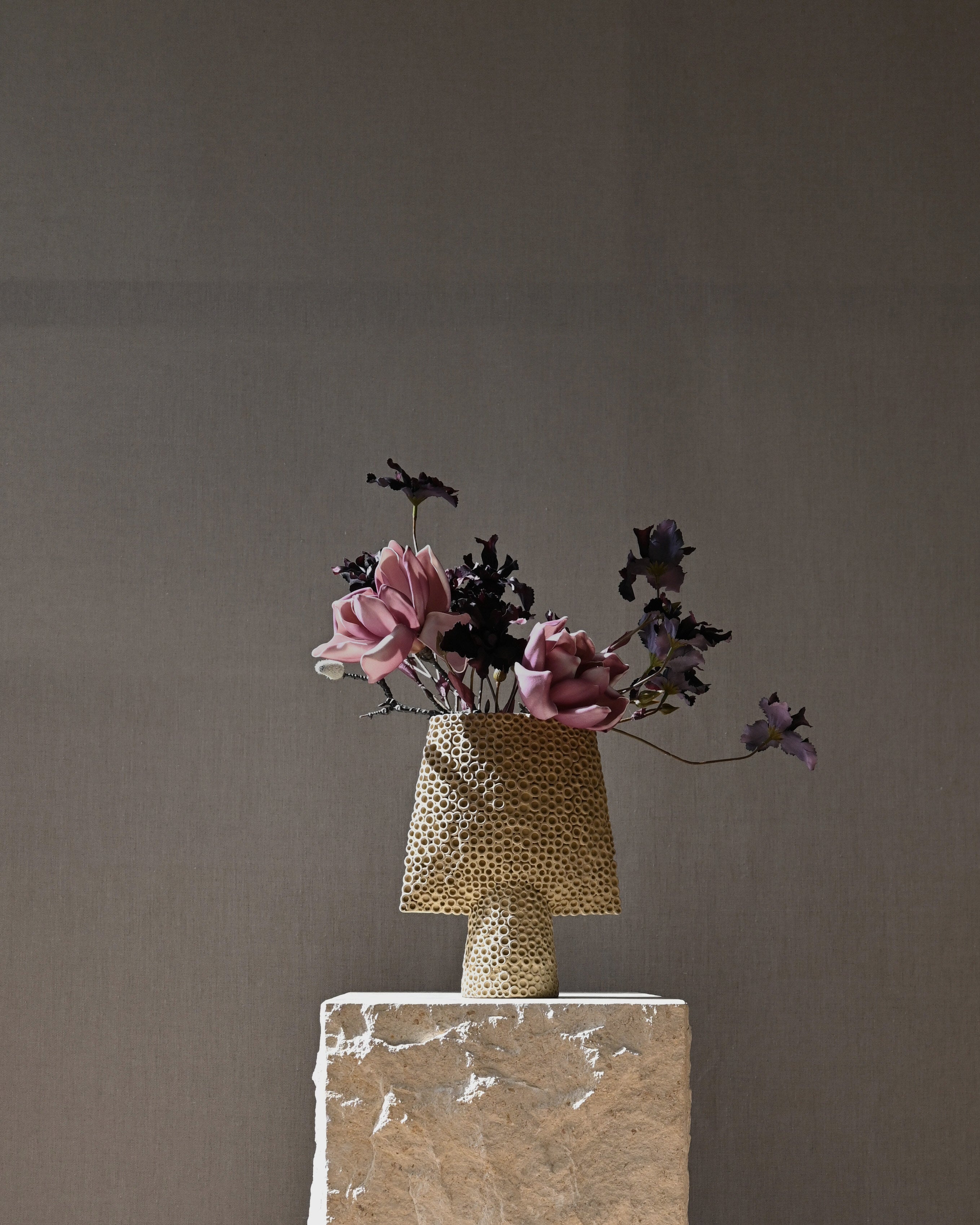 Sphere Vase Square Shisen, Mini - Sand | 101 Copenhagen
