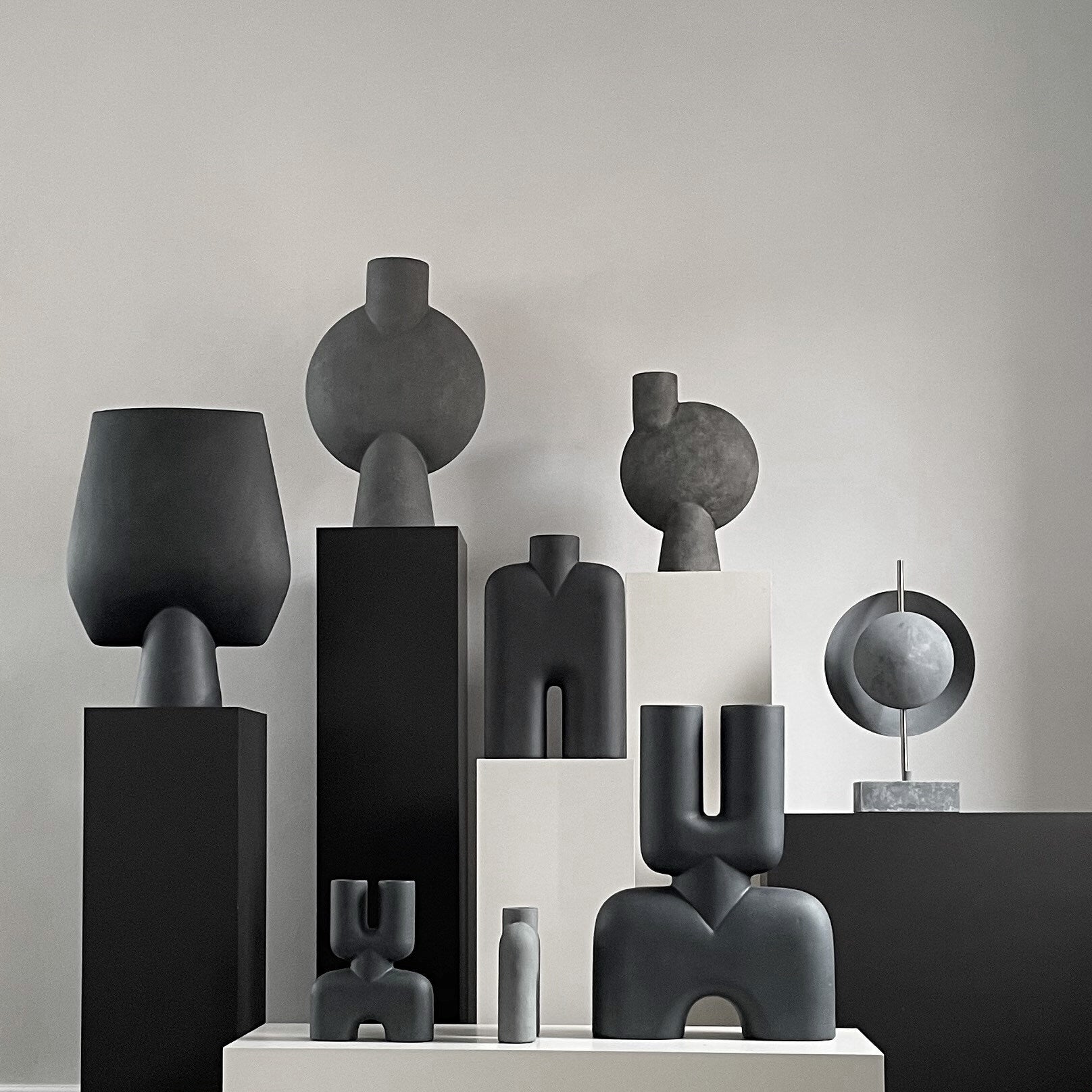 花瓶・フラワースタンド 101  Cobra Double Mini Black Cobra Vase Double, Mini - Black | Ceramic | 101 Copenhagen