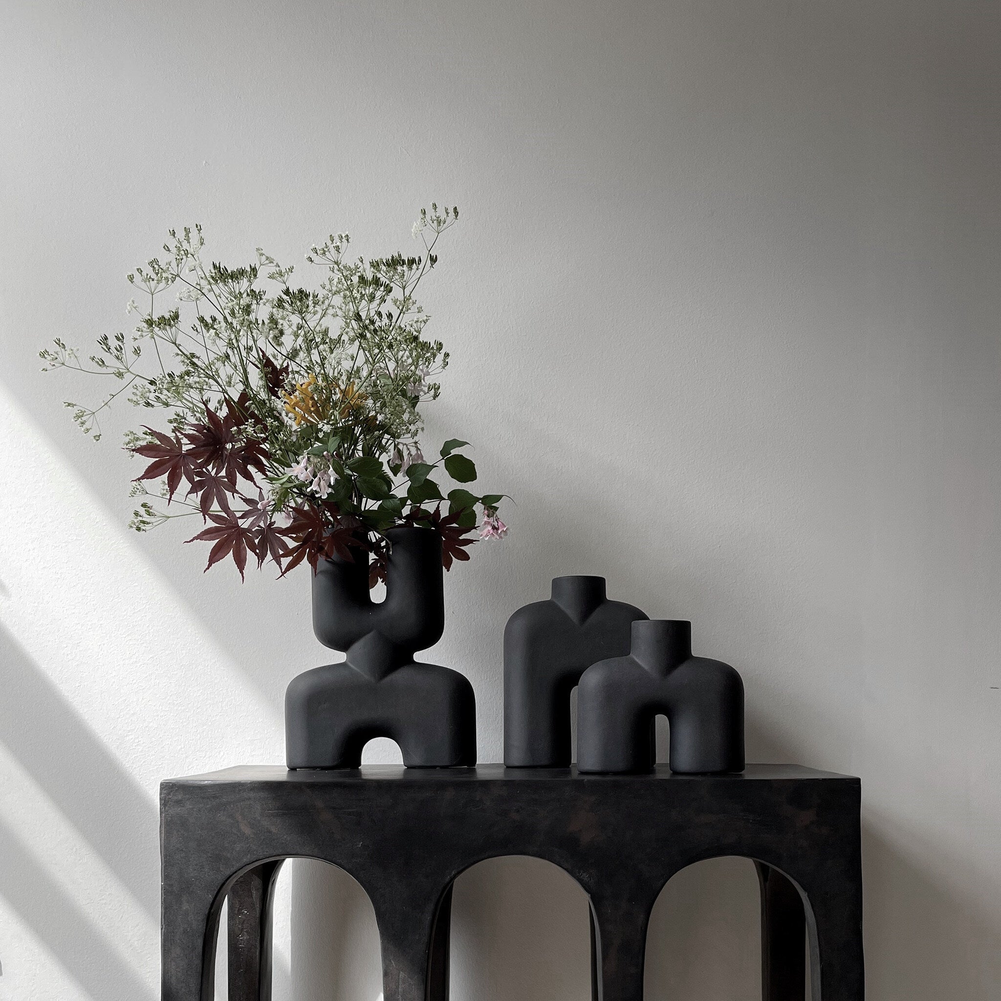 Cobra Vase Tall, Mini - Coffee | Ceramic | 101 Copenhagen