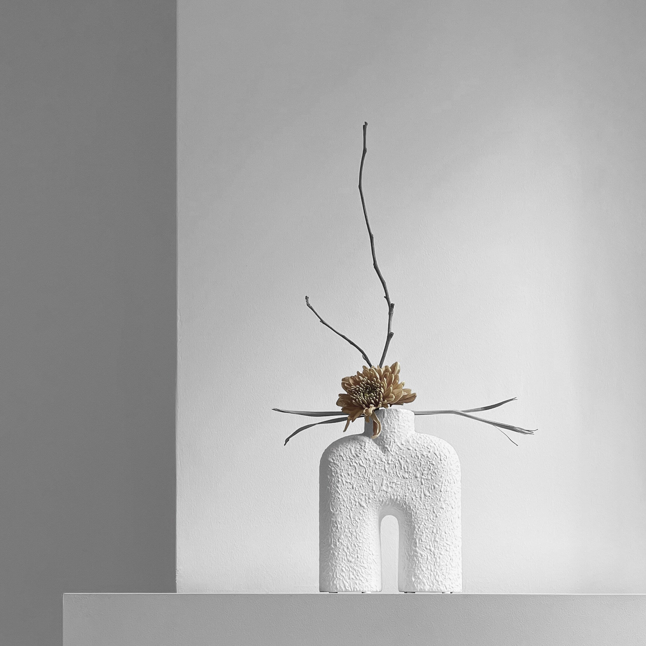 Cobra Vase Tall, Mini - Bubble White | 101 Copenhagen