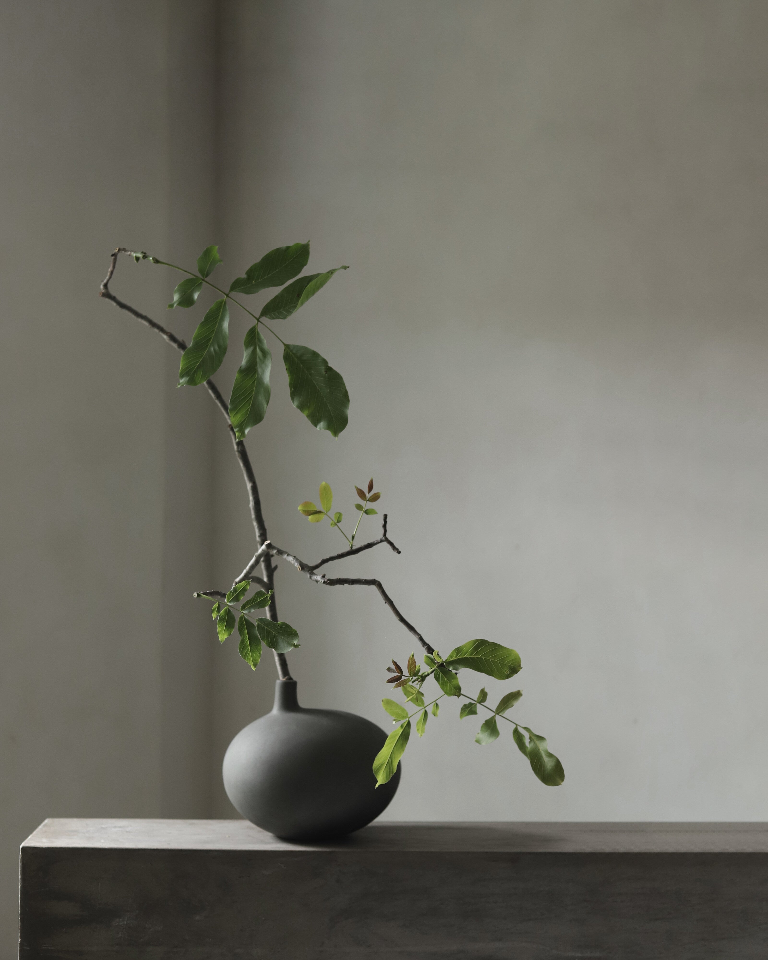 101 Copenhagen - Submarine Vase, Small - Dark Grey - Vase