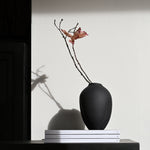 101 Copenhagen - Sumo Vase, Slim Petit - Coffee - Vase