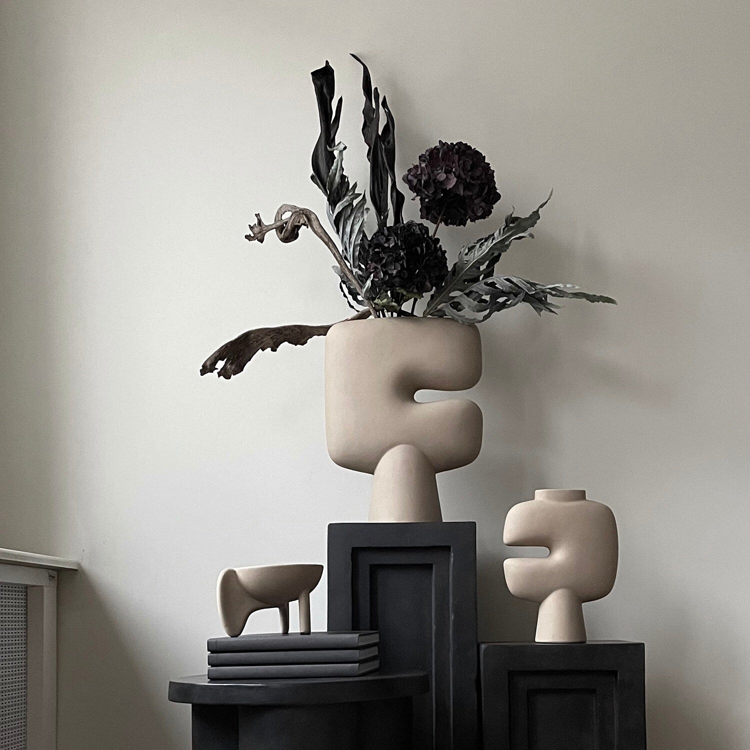 Tribal Vase, Big - Sand | Ceramic | 101 Copenhagen