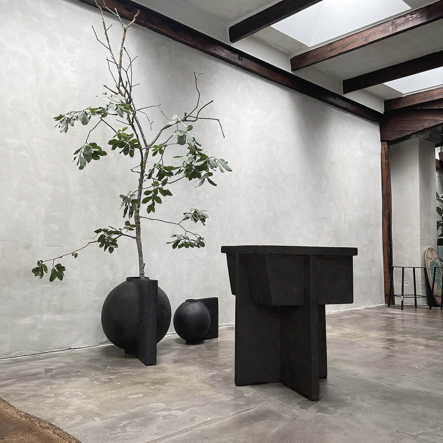 Offset Vase, Big - Coffee | Fiber Concrete | 101 Copenhagen