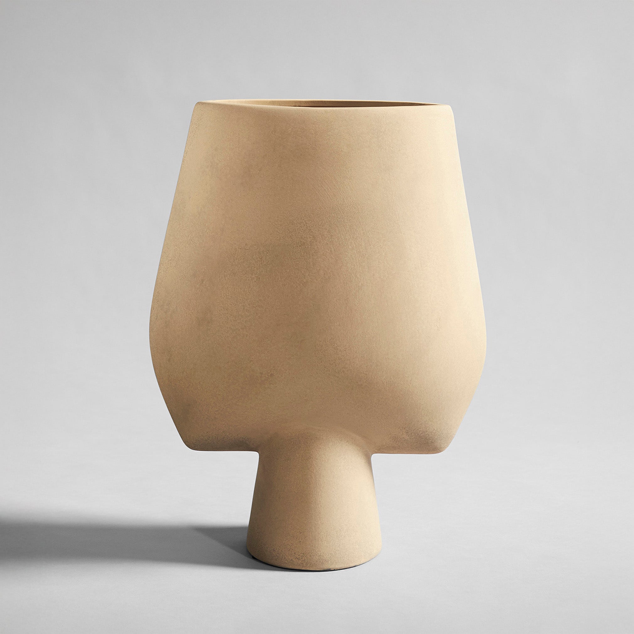 101 Copenhagen - Sphere Vase Square, Hexa - Sand - Vase