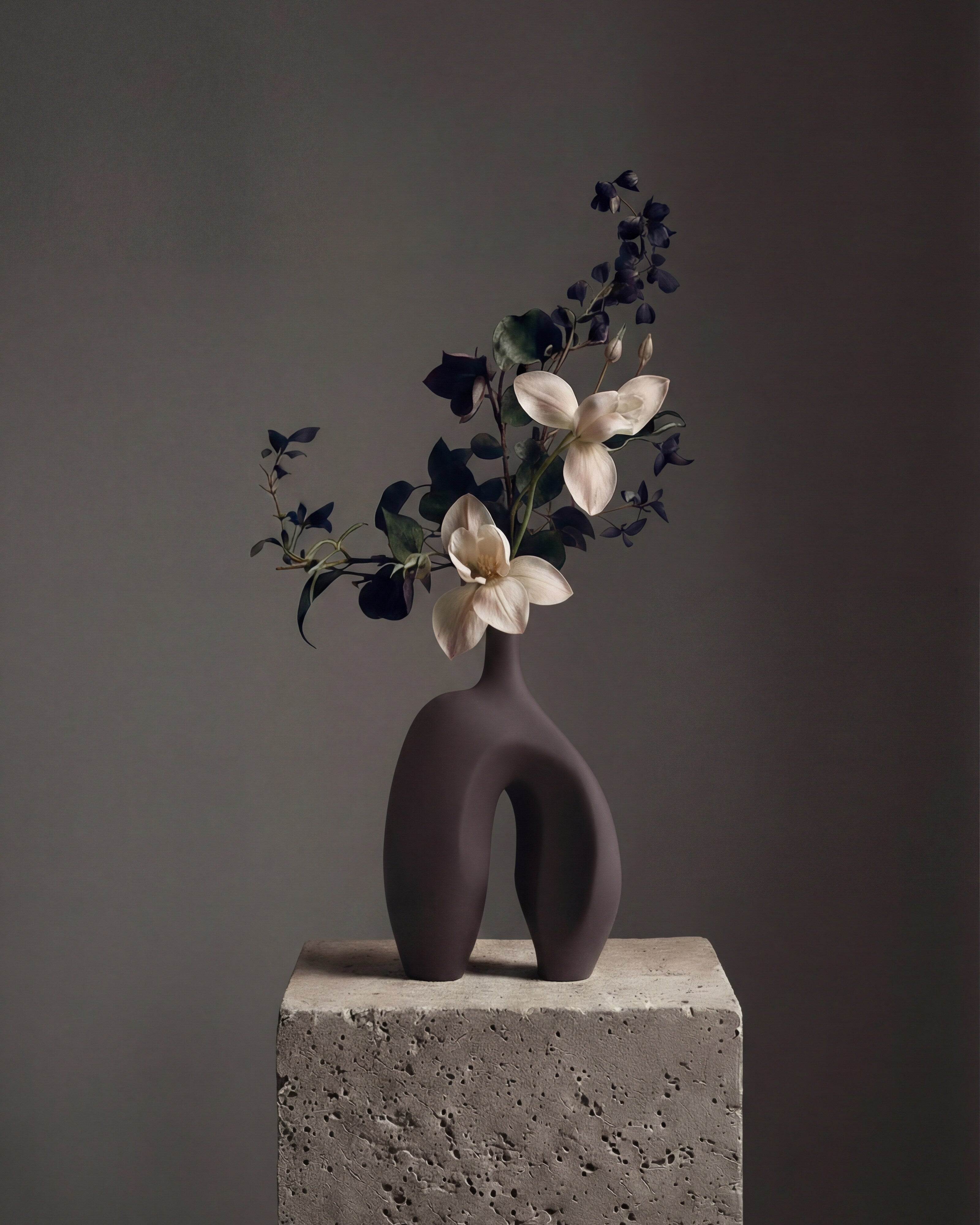 101 Copenhagen - Ni Vase, Medio - Chocolate Brown - Vase