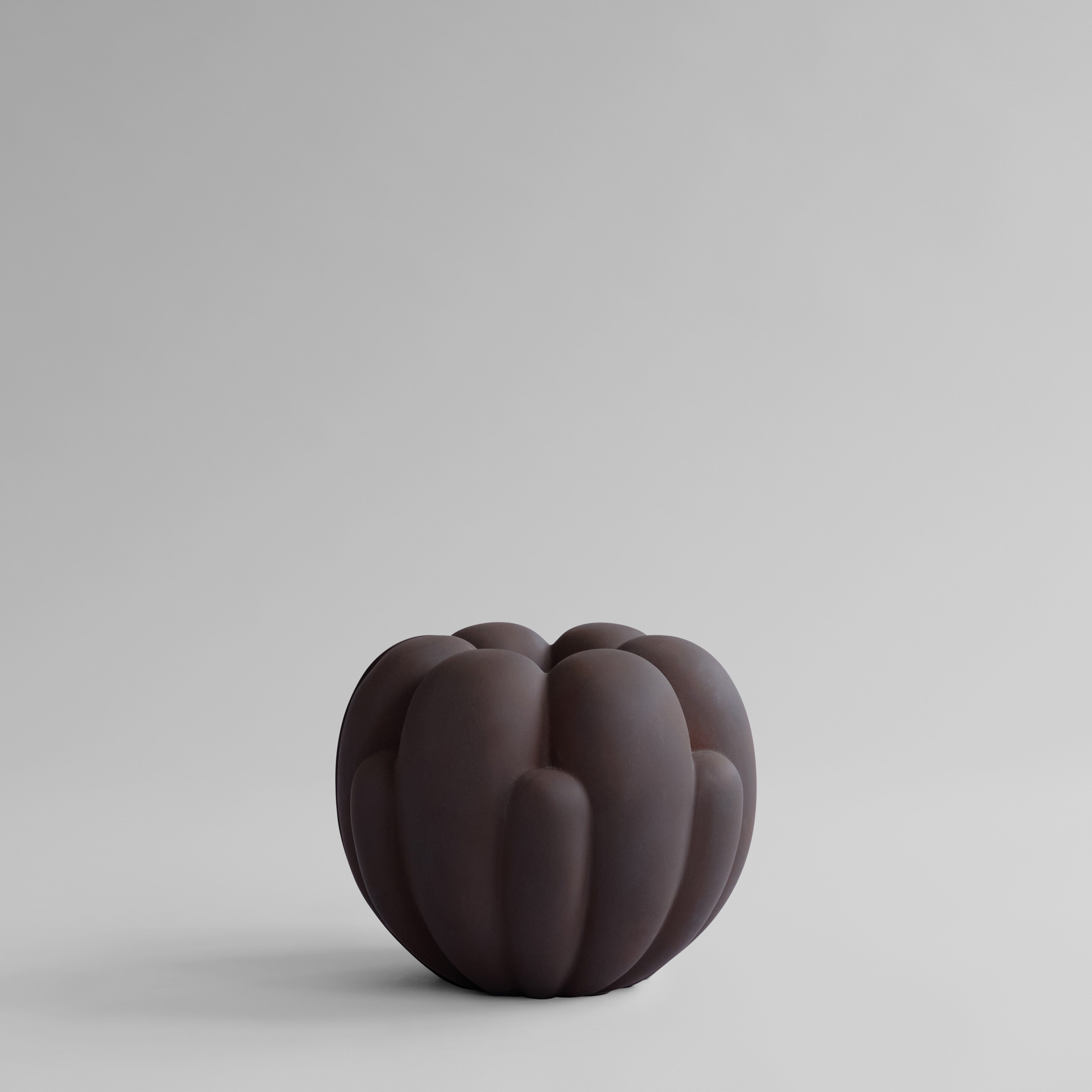 101 Copenhagen - Bloom Vase, Mini – Chocolate Brown - Vase