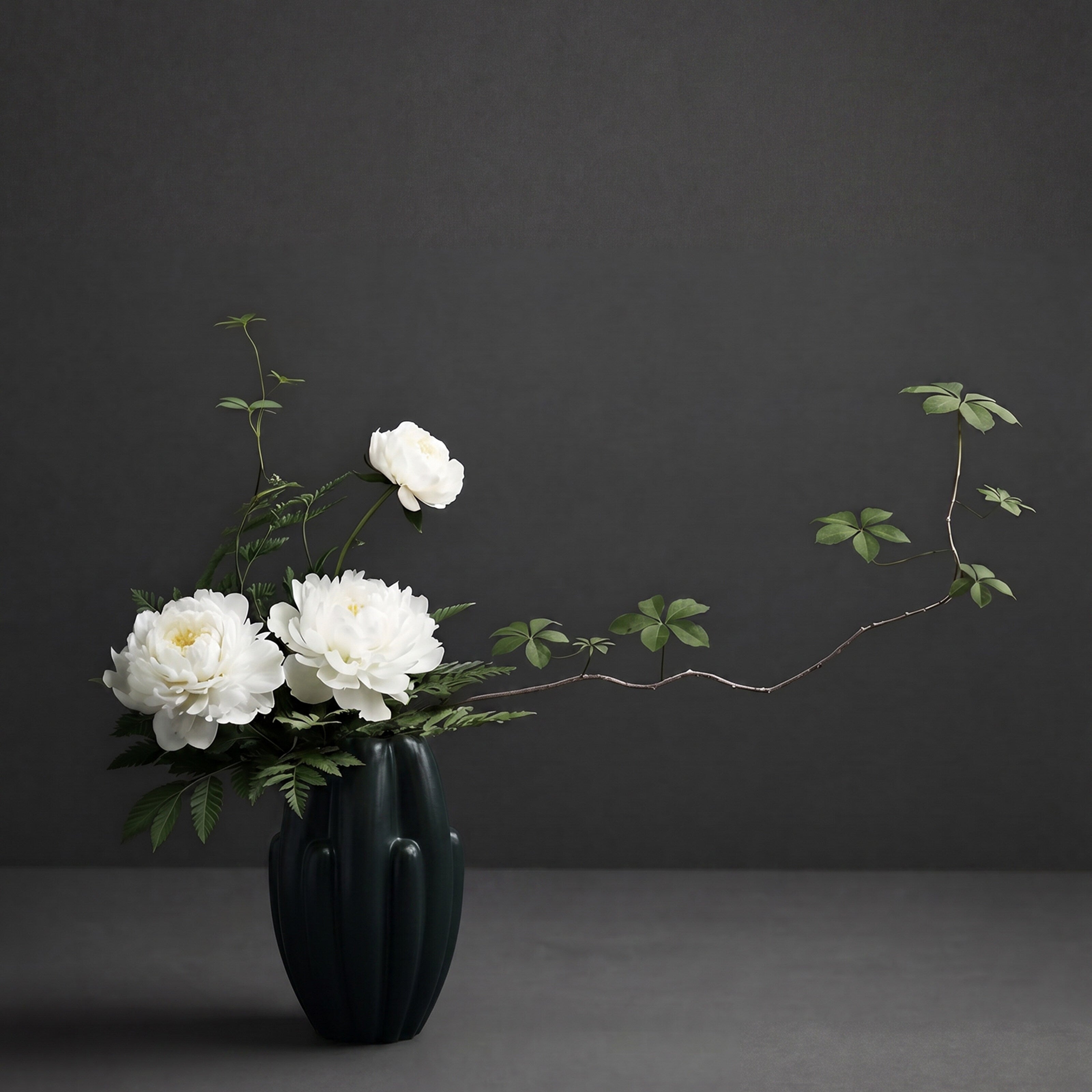Bloom Vase Slim, Mini - Dark Green