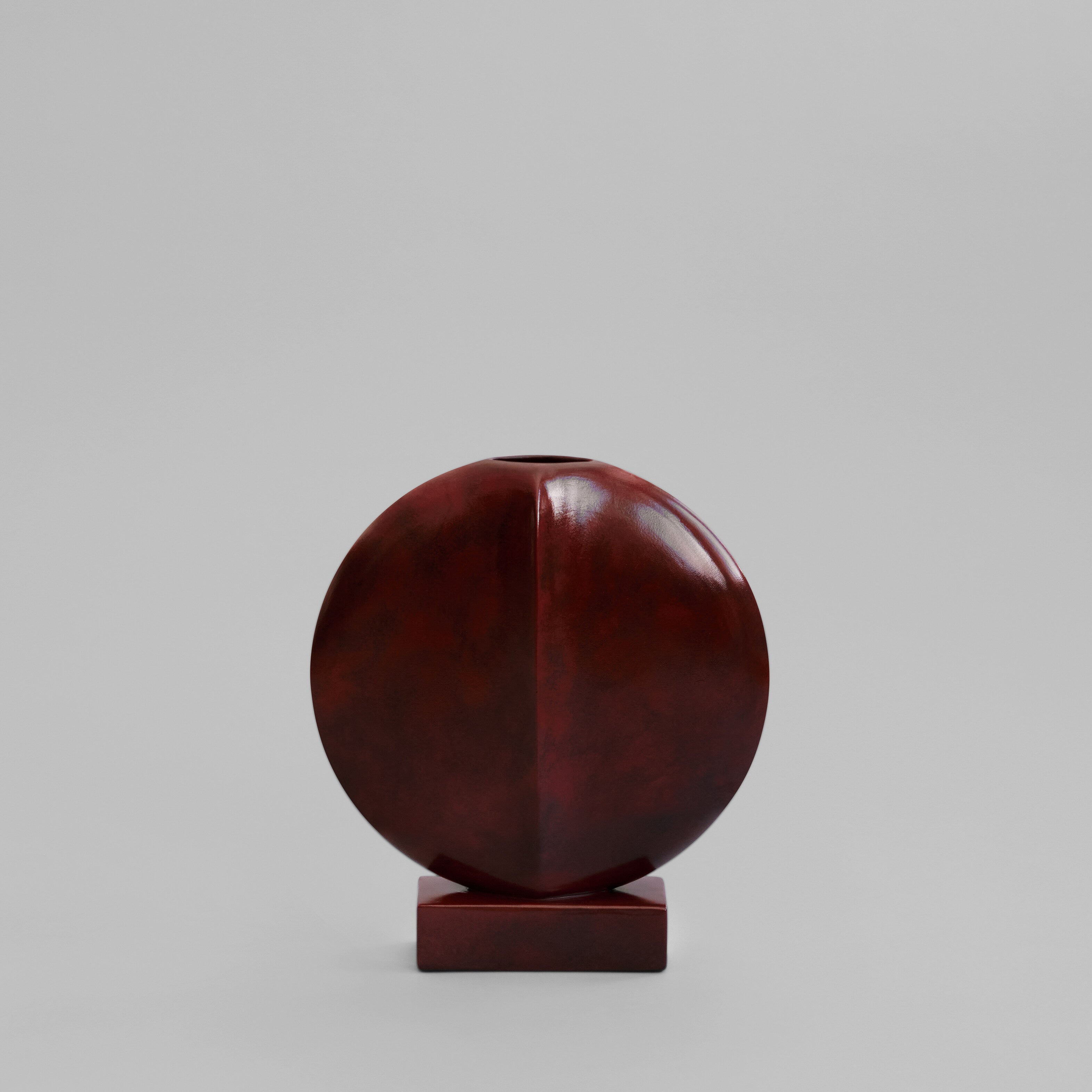 101 Copenhagen - Guggenheim Vase, Mini - Maroon - Vase
