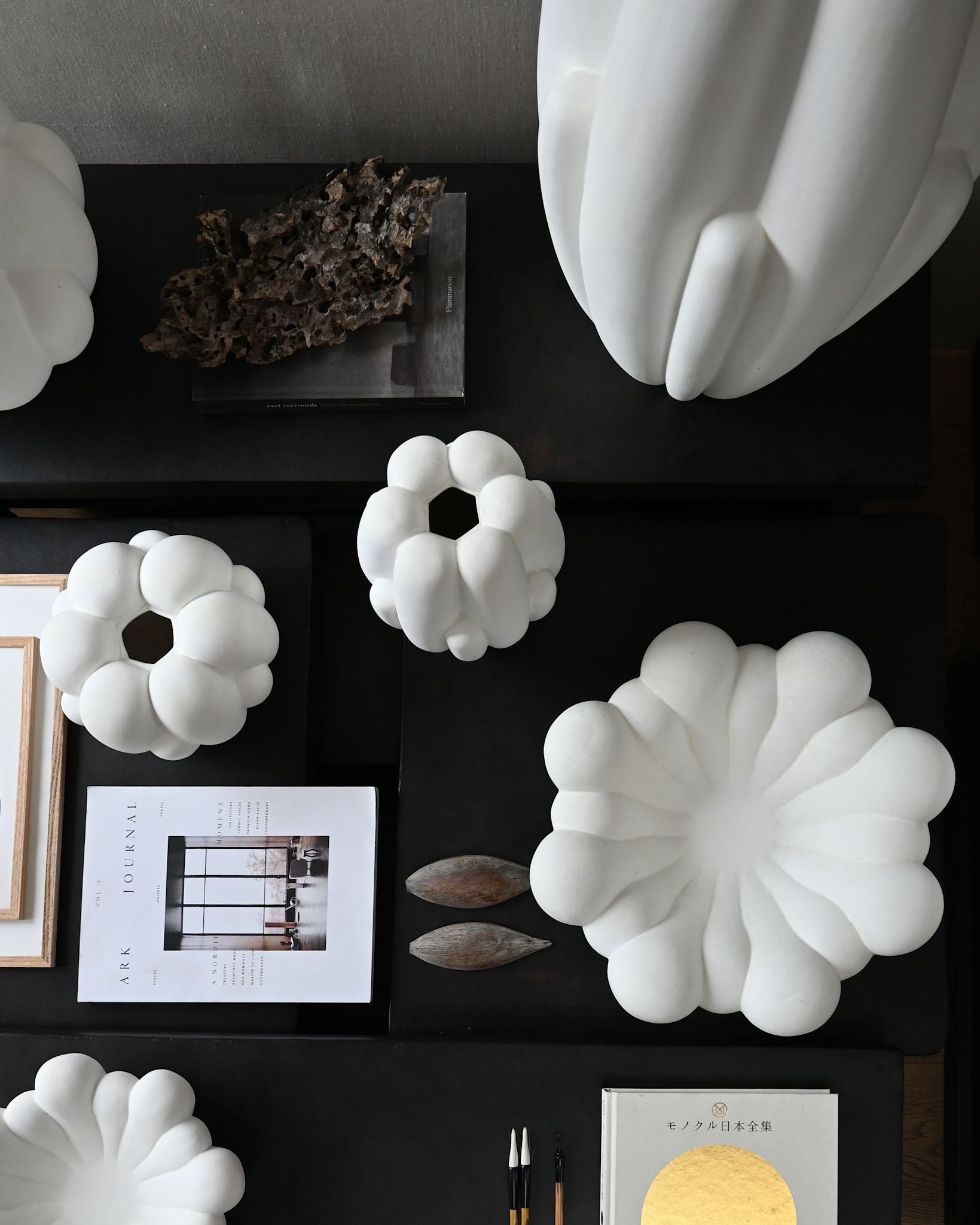 101 Copenhagen - Bloom Tray, Big - Bone White - Tray