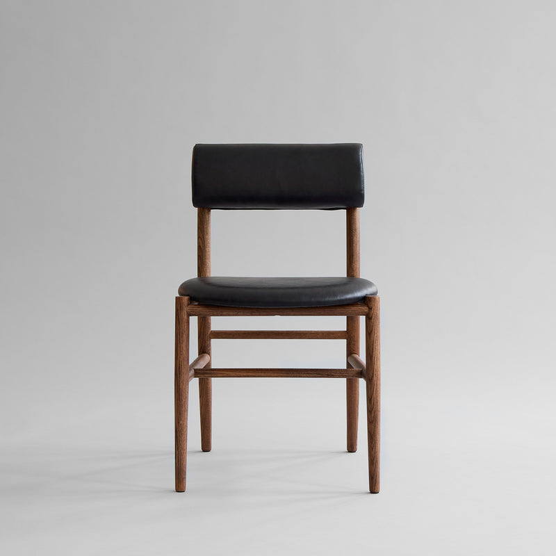 101 Copenhagen - Nama Dining Chair, Classic Brown Oak - Aniline Leather Black - Dining Chair