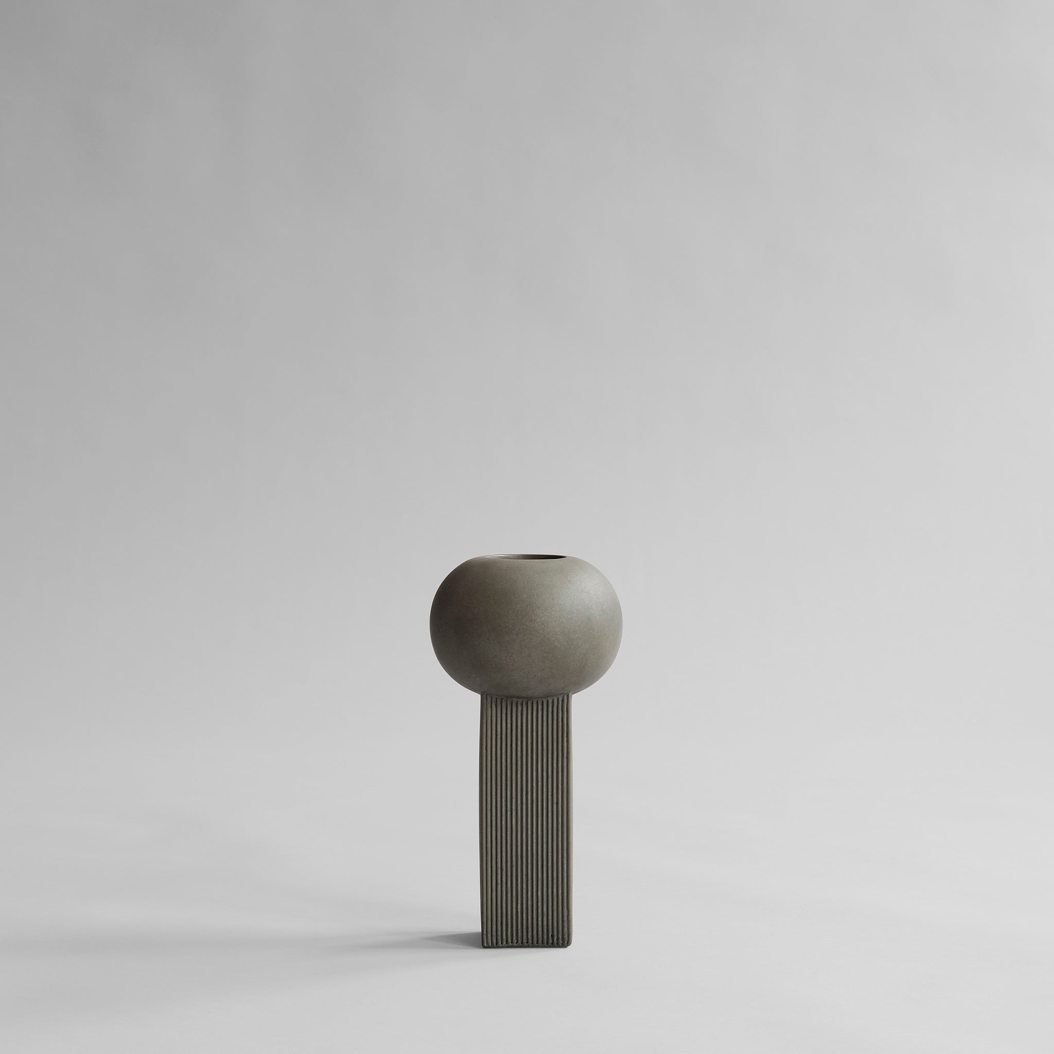 101 Copenhagen - Empire Vase, Mini - Dark Grey - Vase