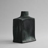 101 Copenhagen - Shin Vase, Hexa – Carved Dark Green - Vase
