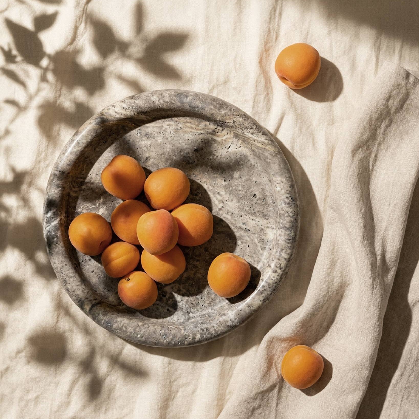 Enkei Tray, Medio - Silver Travertine