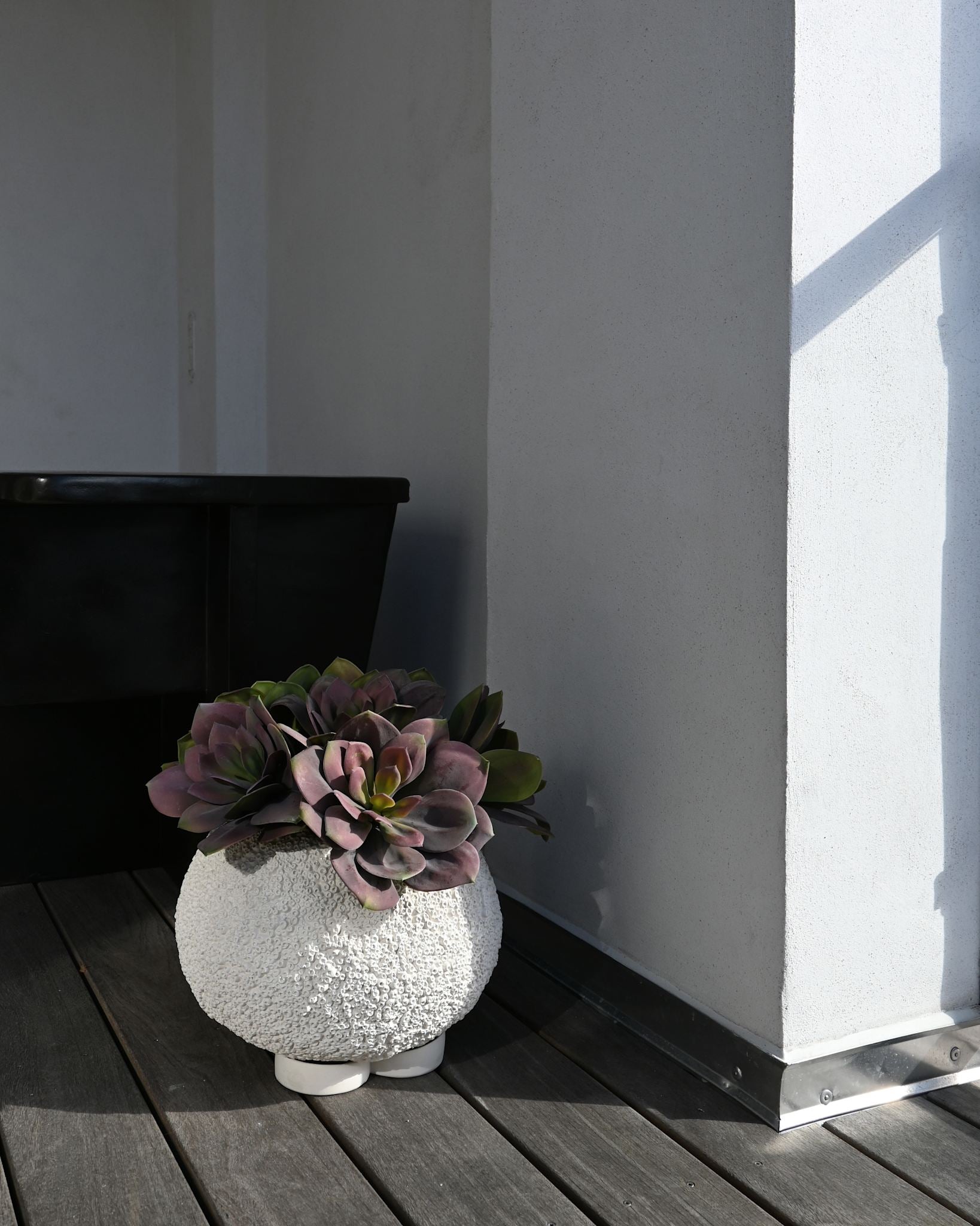 101 Copenhagen - Urchin Plant Pot, Mini - Beehive - Outdoor