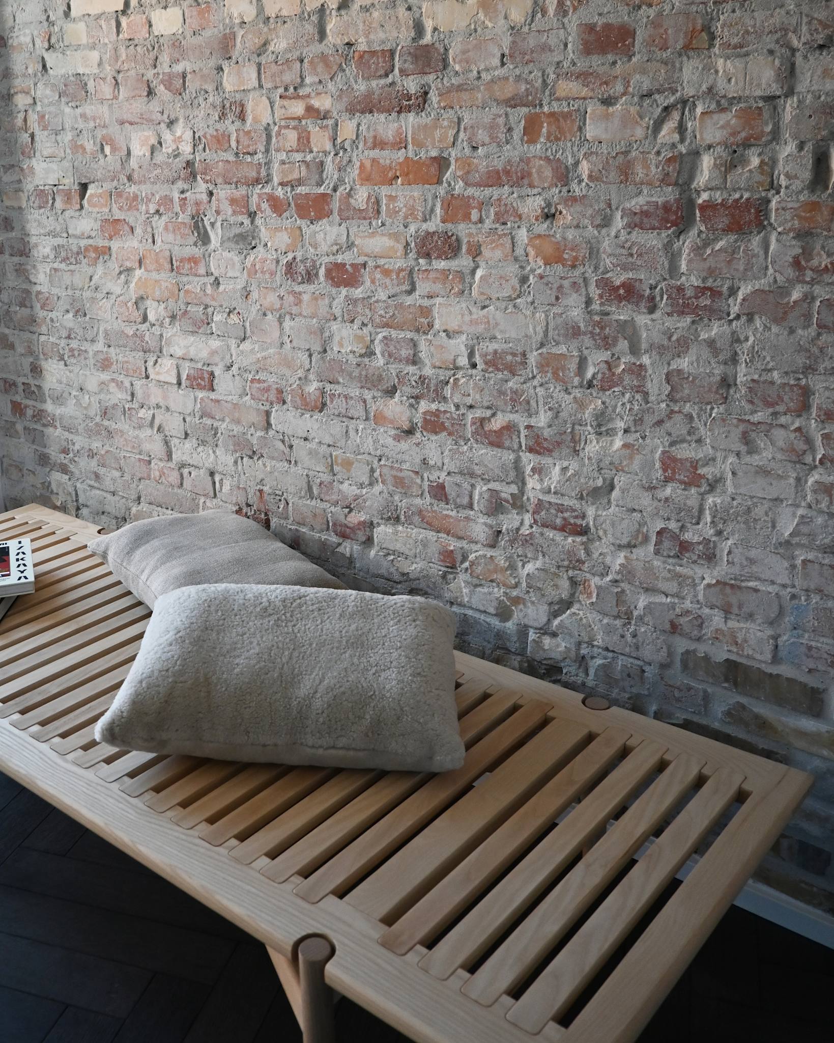 101 Copenhagen - Makura Pillow 11 - Sandshell (Sheepskin) - Pillow
