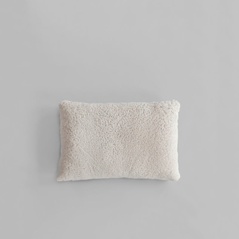Makura Pillow 11 - Sheepskin