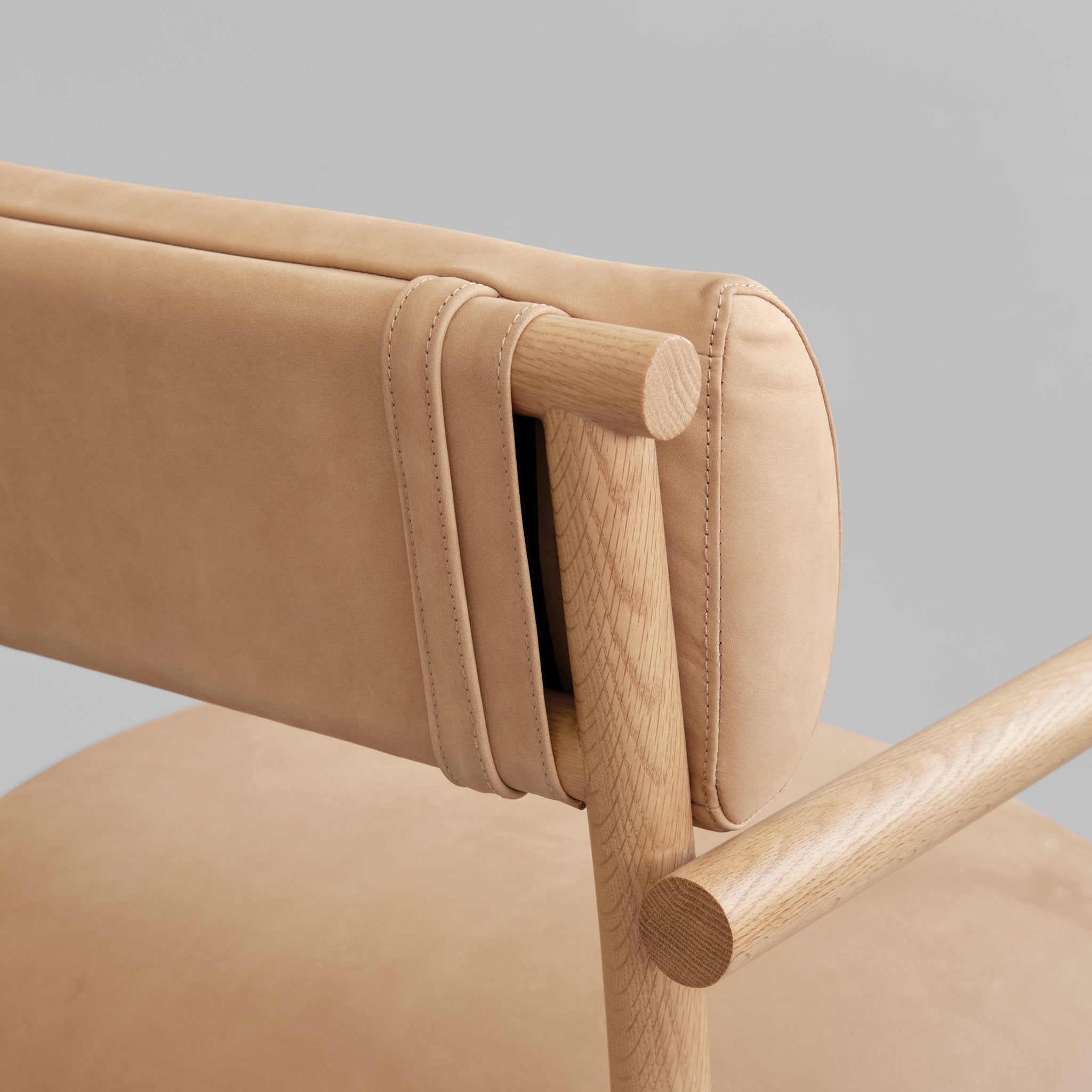 101 Copenhagen - Nama Lounge Chair - Nubuck - Lounge Chair