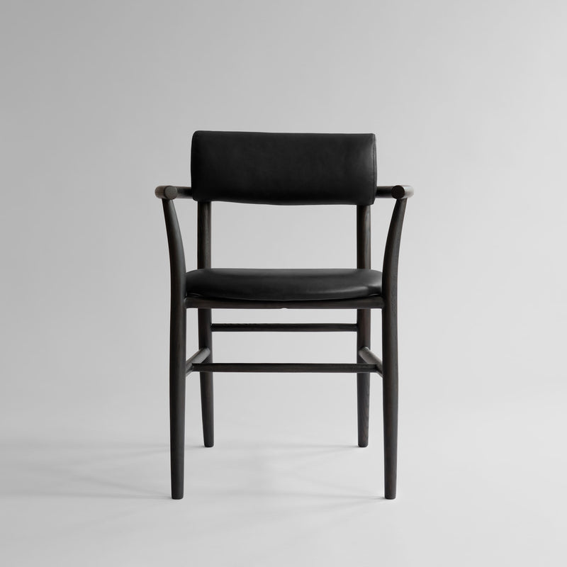 101 Copenhagen - Nama Dining Chair, Armrest - Coffee Black, Aniline Leather - Dining Chair