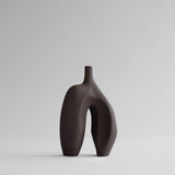 Ni Vase, Medio - Chocolate Brown