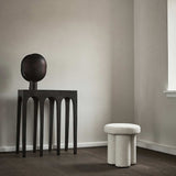 101 Copenhagen Clam Table lamp on Bow consol and Chalk white linen Big foot stool