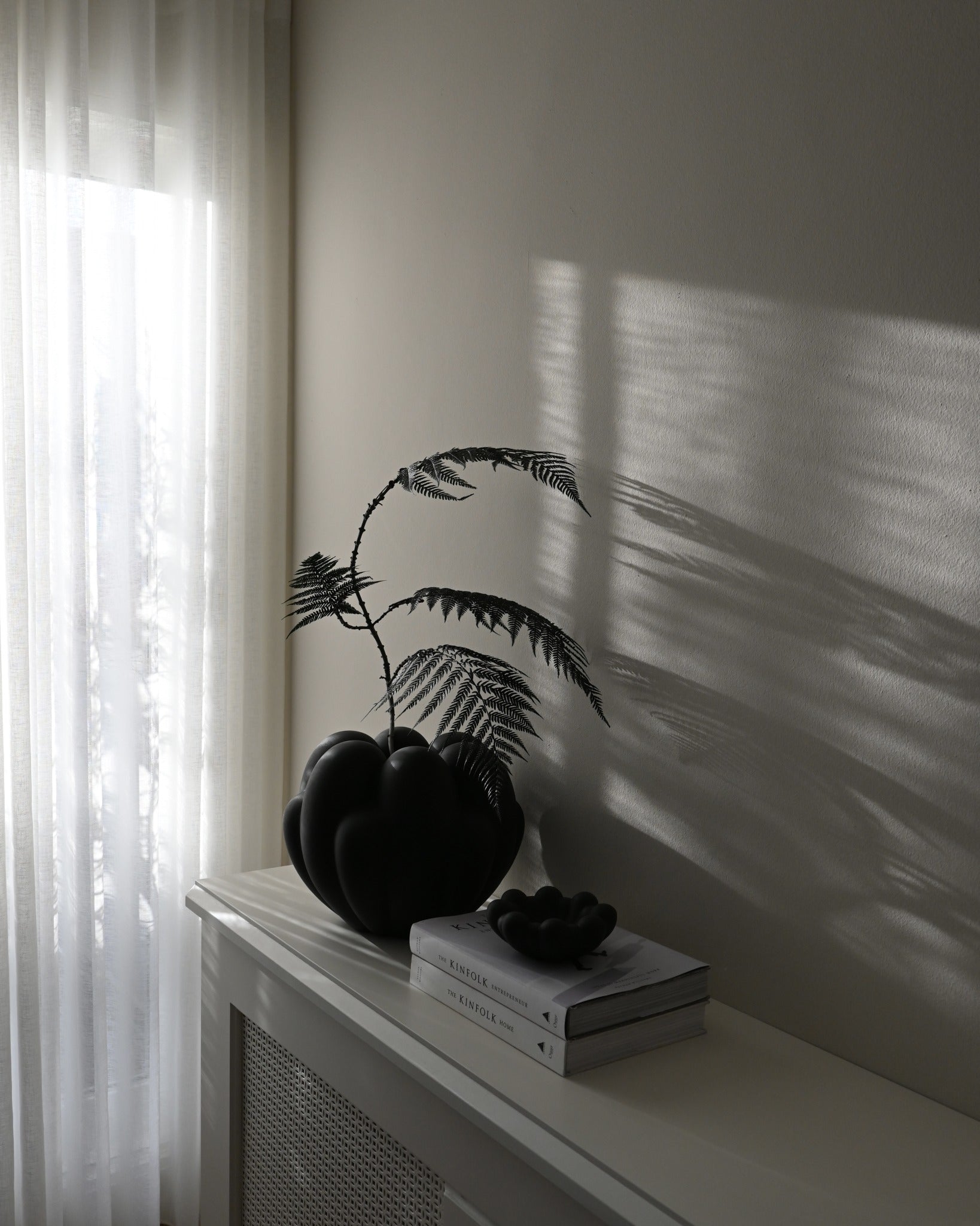 101 Copenhagen - Bloom Vase, Mini - Black - Vase