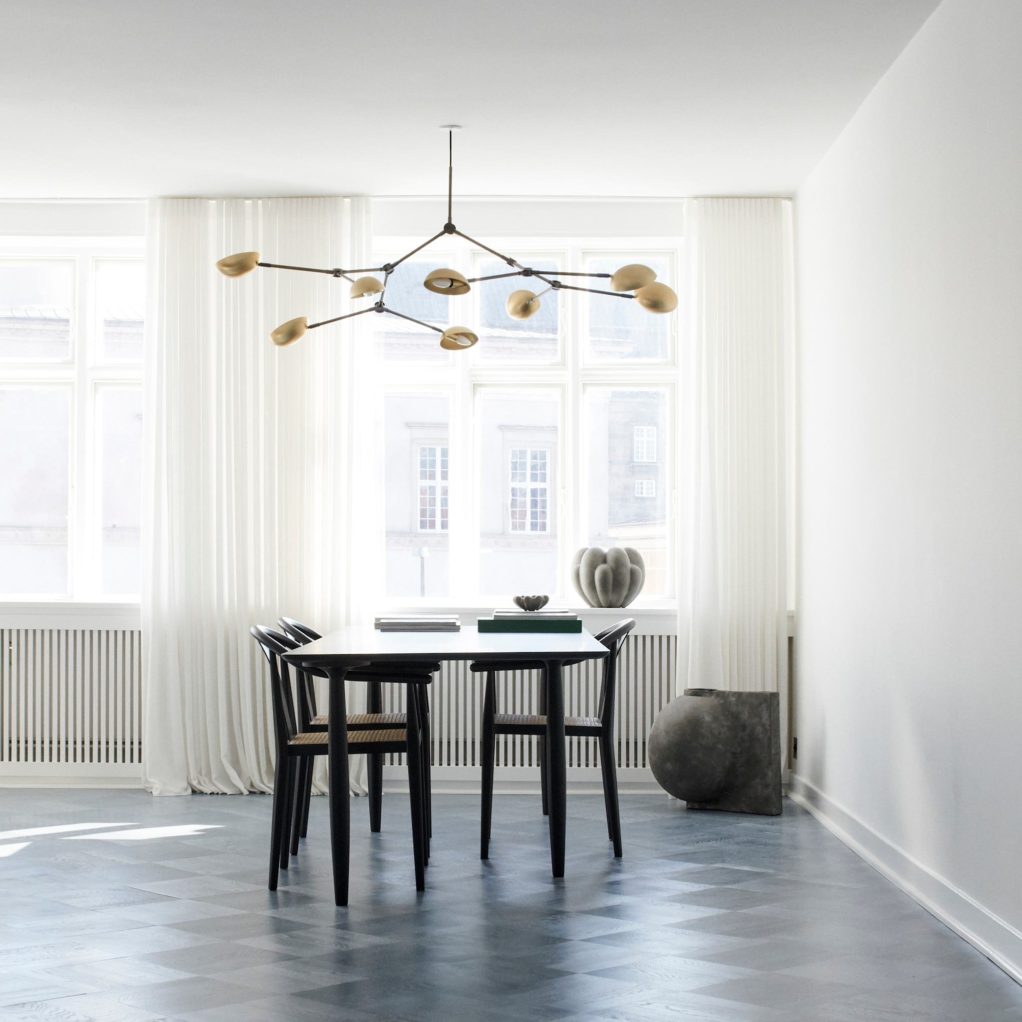 101 Copenhagen - Drop Chandelier - Brass (5m) - Chandelier