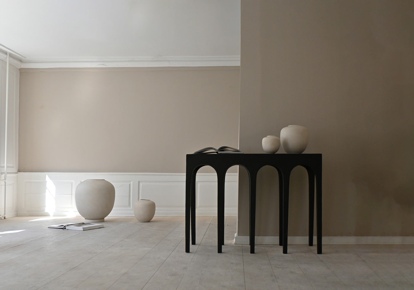 101 Copenhagen Sunao Vases on Bow Console